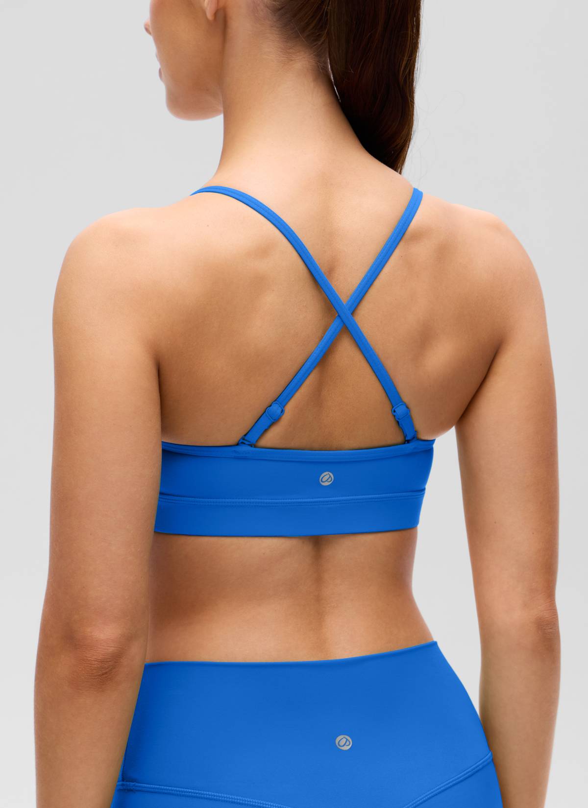 CRZ YOGA Damen Butterluxe V-Ausschnitt Verstellbar Spaghetti Sport BH Funkelndes Blau