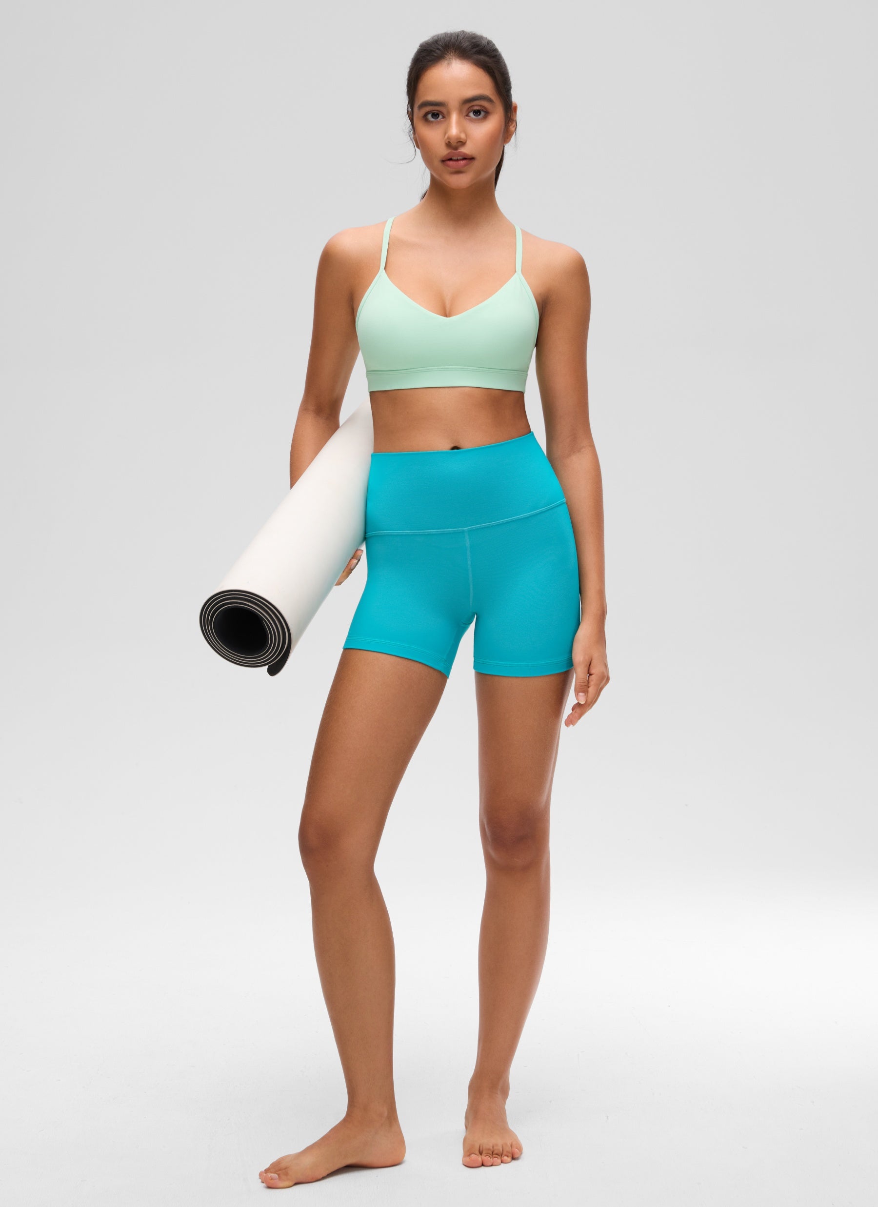 CRZ YOGA Damen Butterluxe V-Ausschnitt Verstellbar Spaghetti Sport BH Mint-Moment