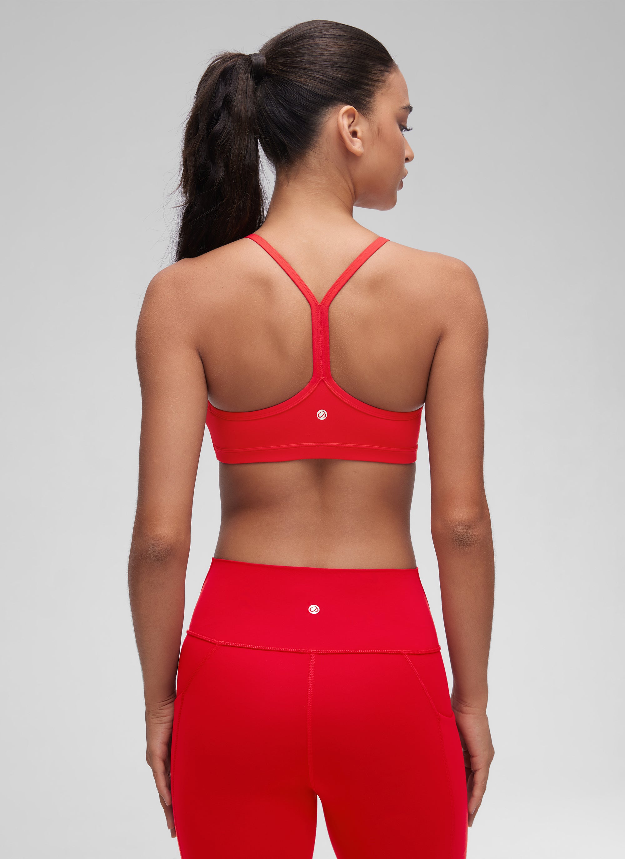 CRZ YOGA Damen Butterluxe Y-Rücken Gepolstert Sport BH Tiefrot