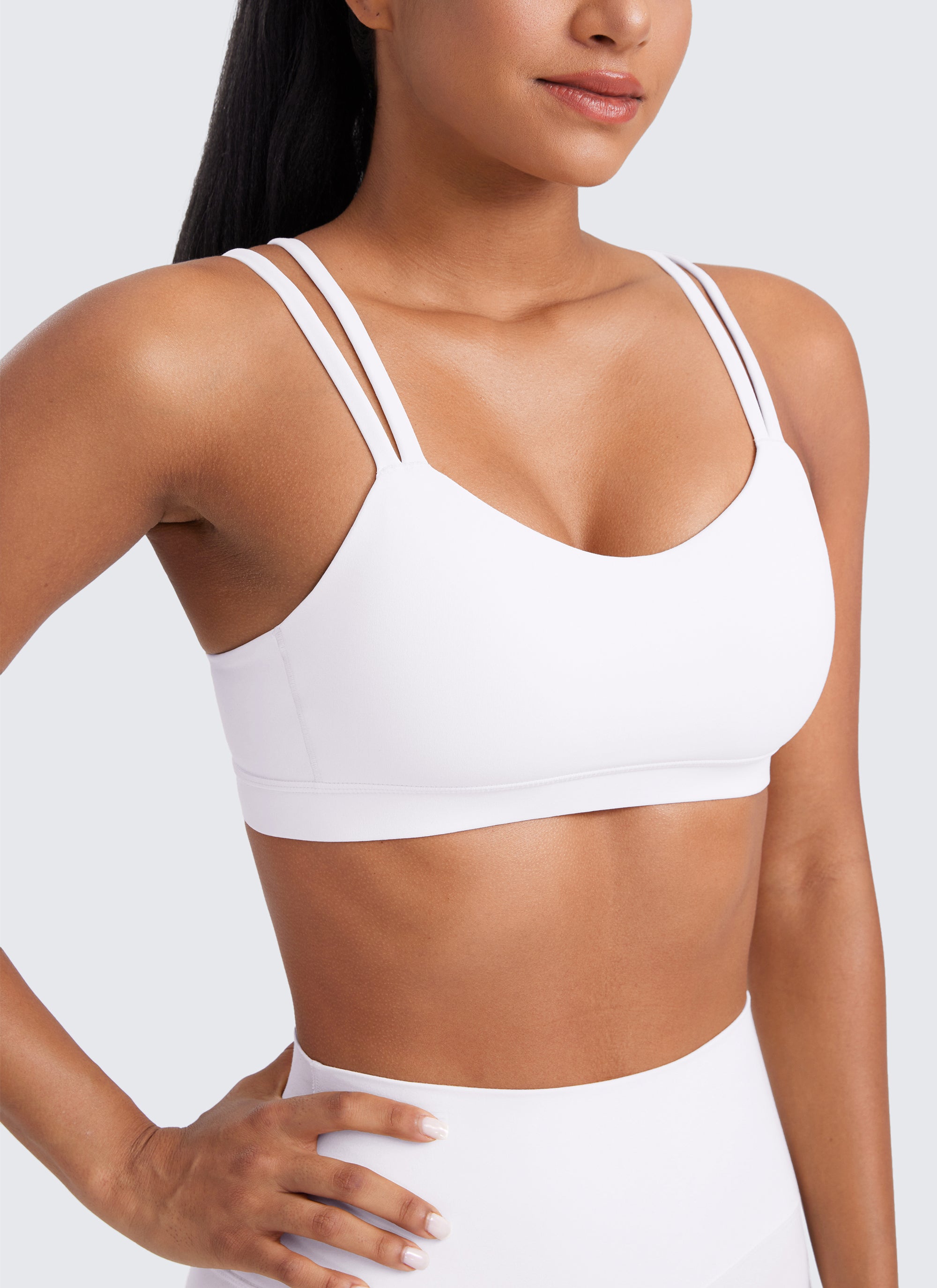 CRZ YOGA Damen Butterluxe V-Ausschnitt Molded Sports Ohne Bügel Weiss