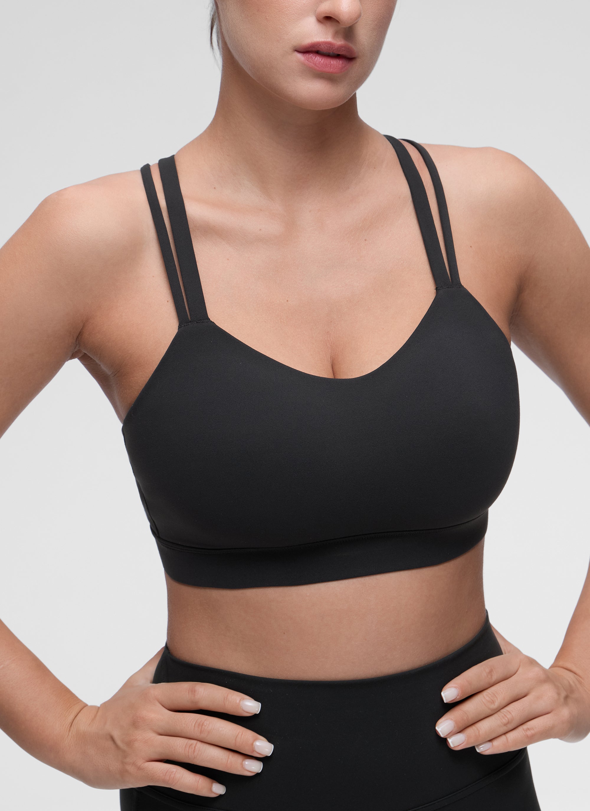 CRZ YOGA Damen Butterluxe Softness Mold U-Ausschnitt Sports BH Schwarz