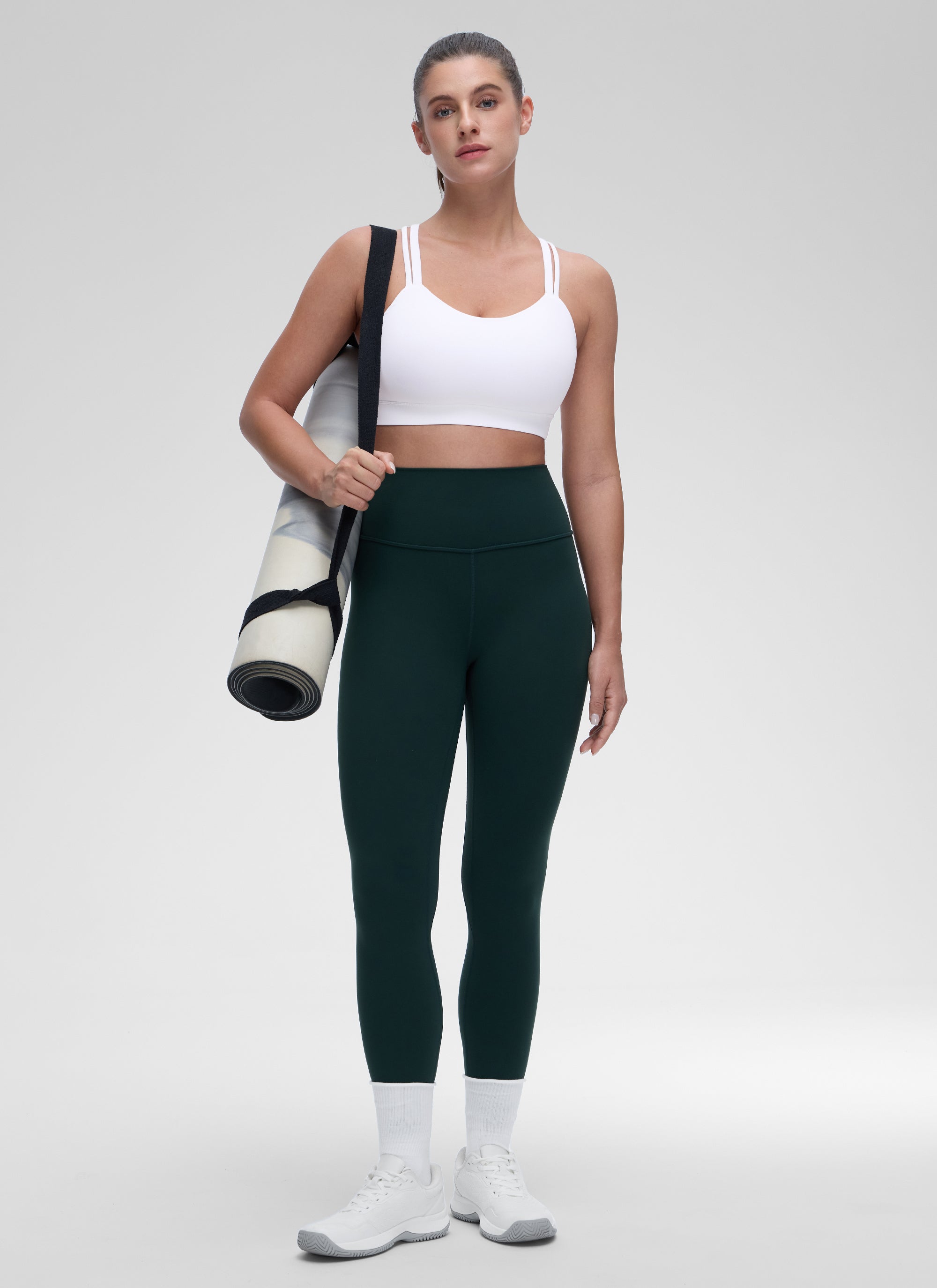 CRZ YOGA Damen Butterluxe Softness Mold U-Ausschnitt Sports BH Weiss