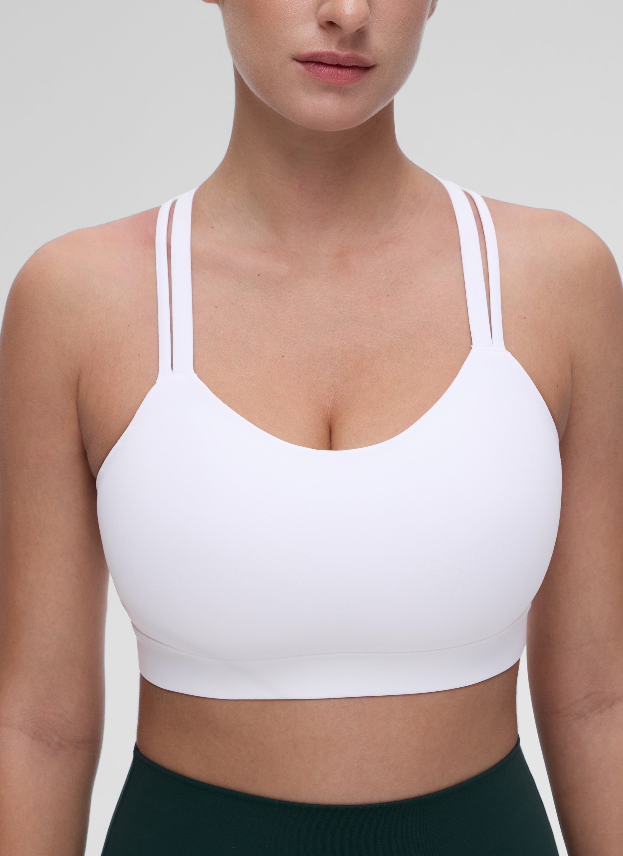 CRZ YOGA Damen Butterluxe Softness Mold U-Ausschnitt Sports BH Weiss