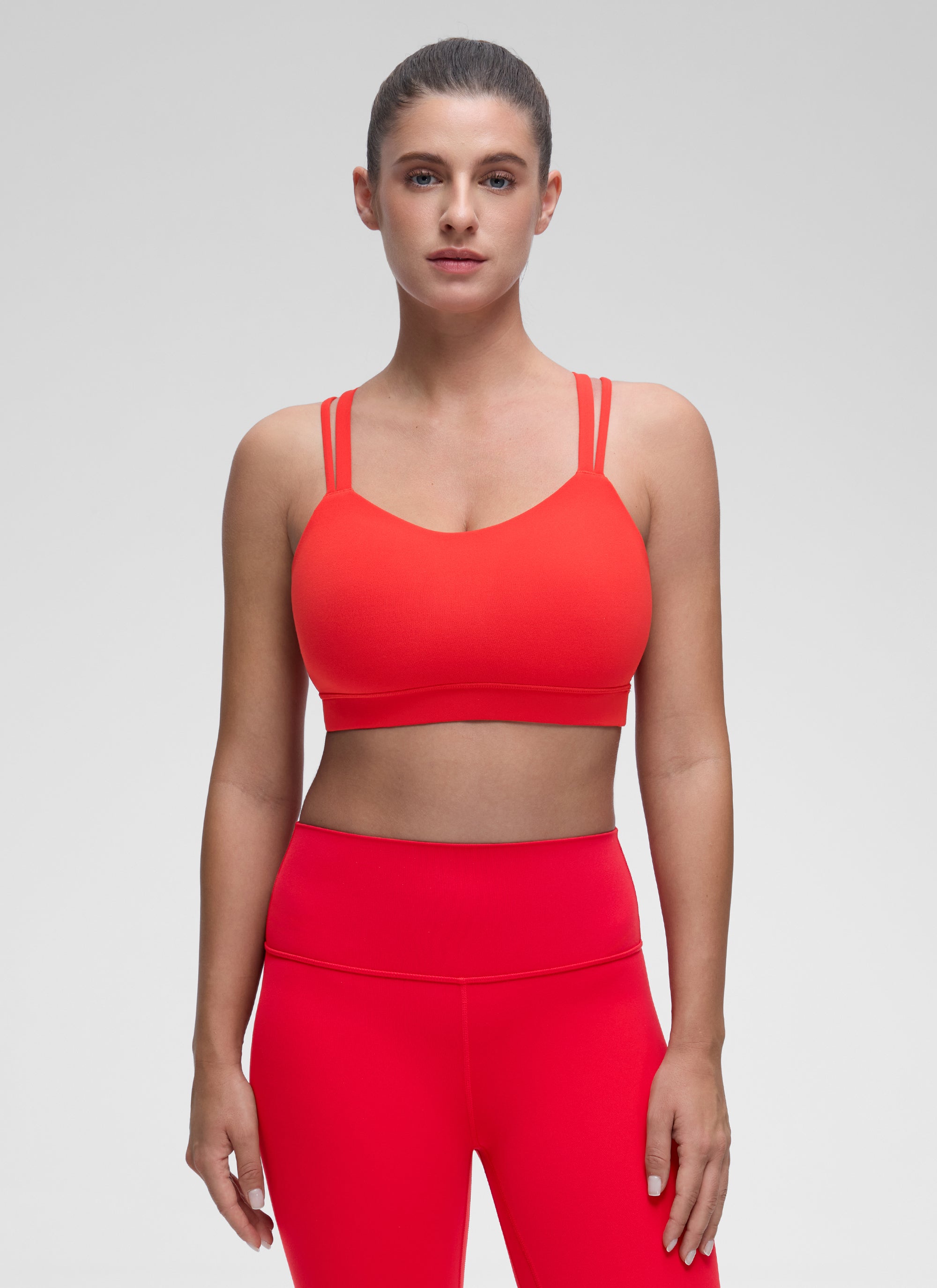 CRZ YOGA Damen Butterluxe Softness Mold U-Ausschnitt Sports BH Tiefrot