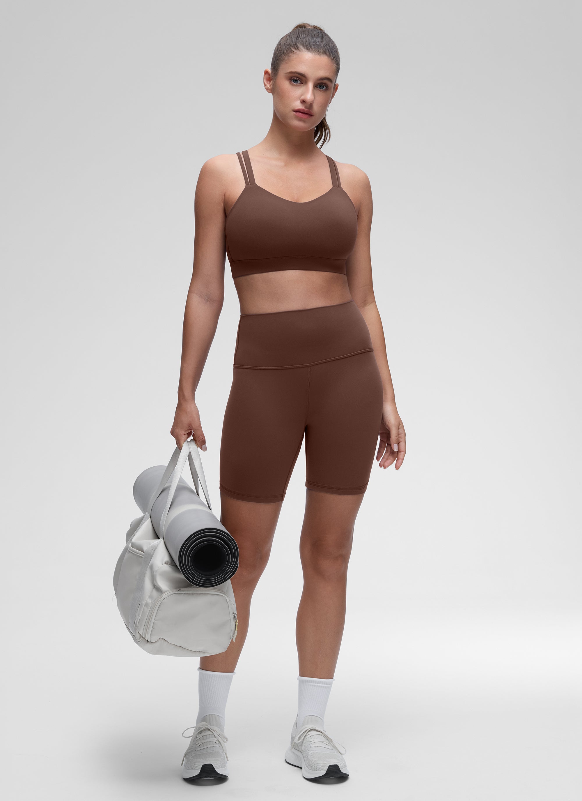 CRZ YOGA Damen Butterluxe Softness Mold U-Ausschnitt Sports BH Kaffeebraun