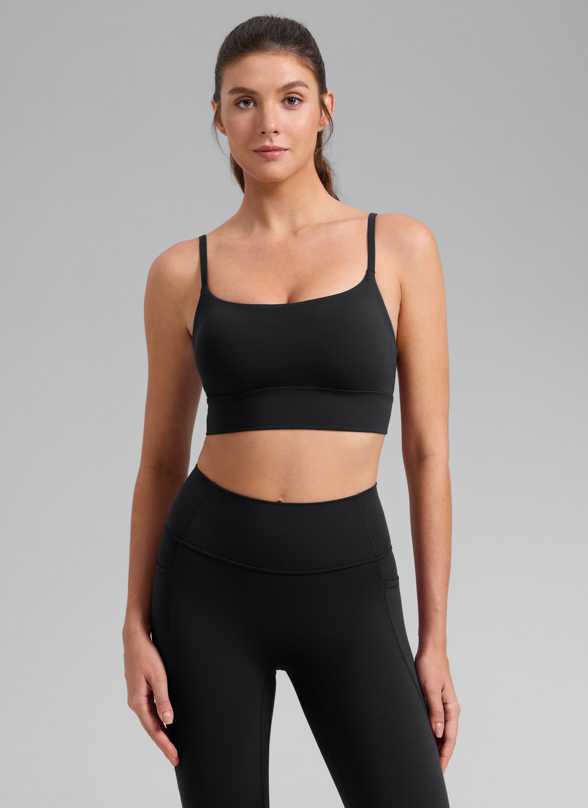 CRZ YOGA Damen Butterlift U-Ausschnitt Langleine Cropped Sports BHs Schwarz