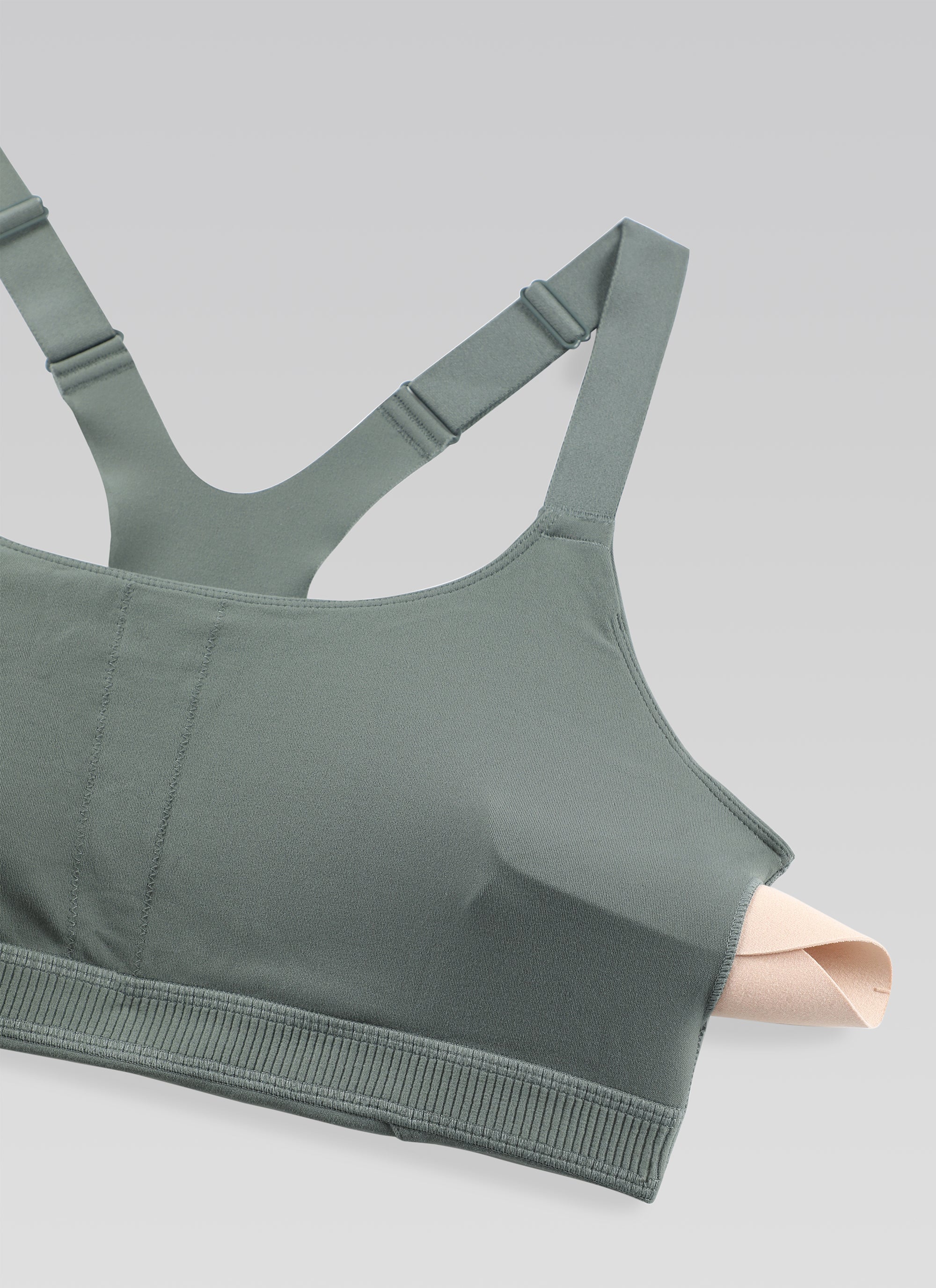 CRZ YOGA Women's Gym Top Butterlift Scoop Neck Bra Adjustable Straps Grauer Salbei