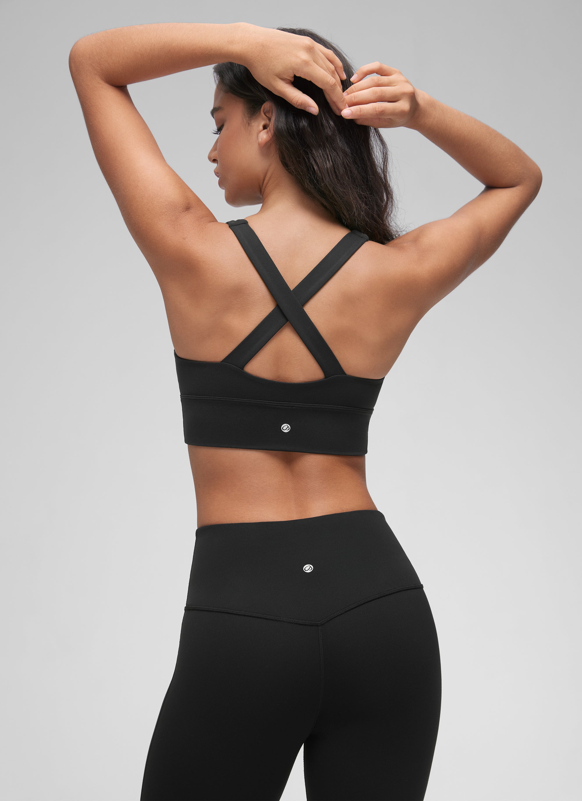 CRZ YOGA Damen Butterluxe Gerüscht V-Ausschnitt Longline Sports BH Schwarz