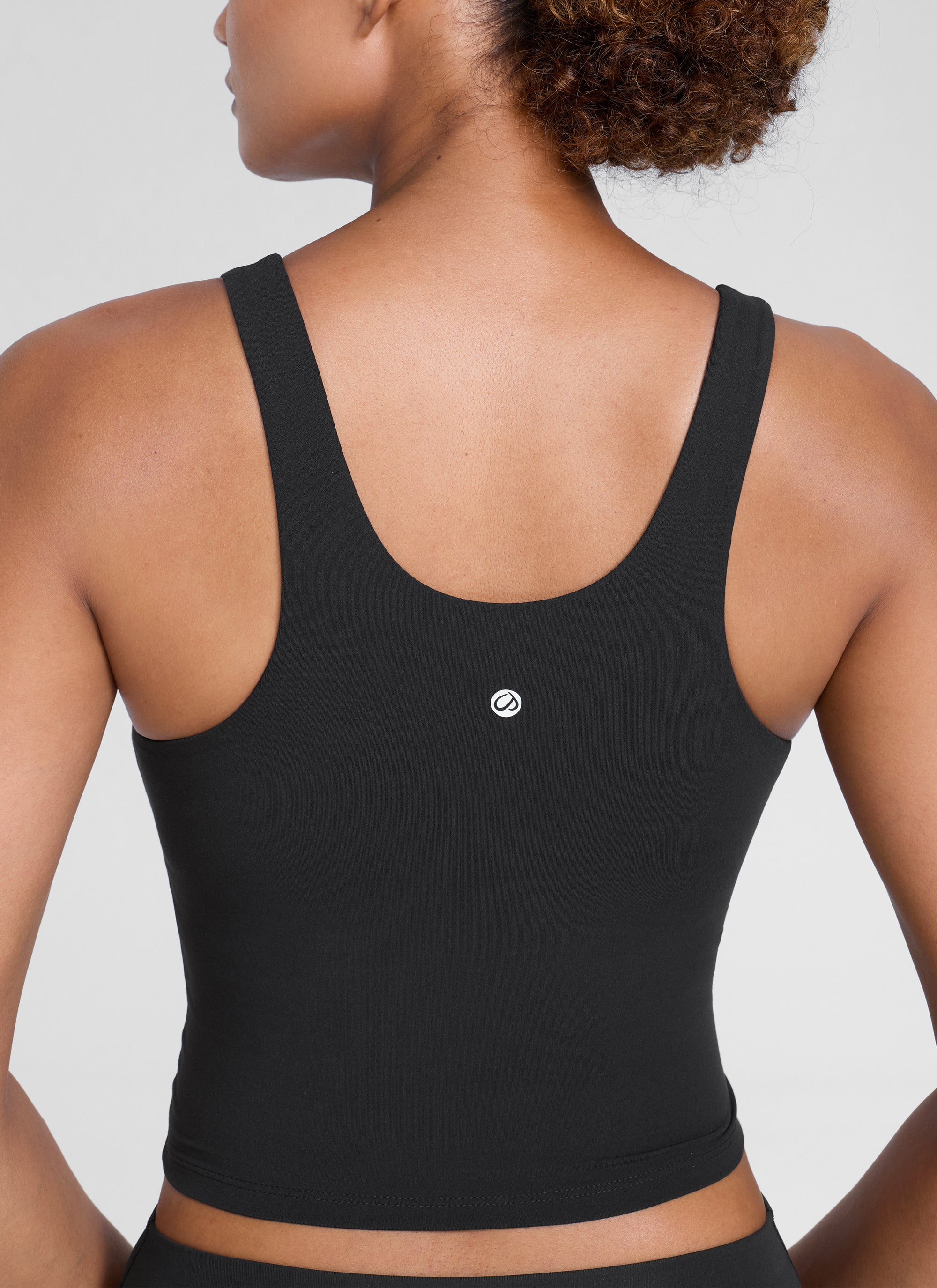 CRZ YOGA Womens Butterlift Racerback U Neck Yoga Built in Bra Tank Schwarz