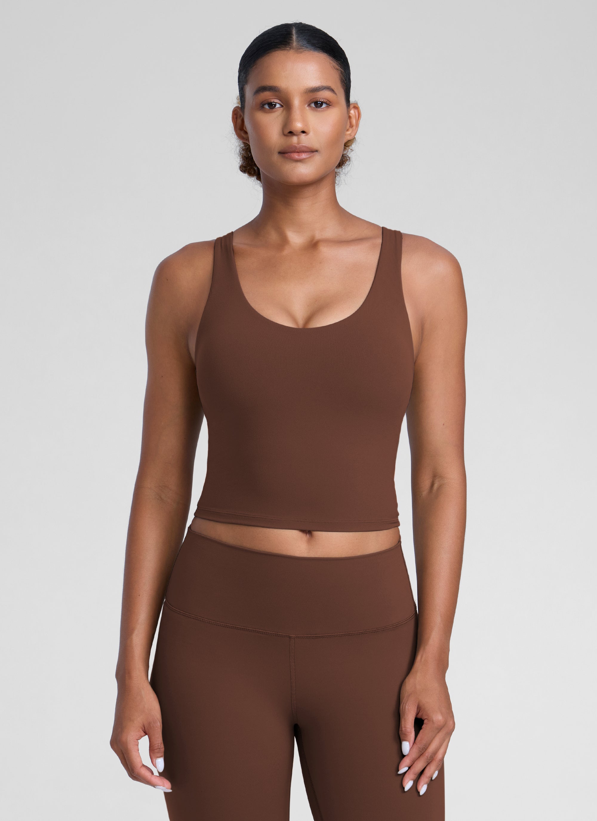 CRZ YOGA Womens Butterlift Racerback U Neck Yoga Built in Bra Tank Kaffeebraun