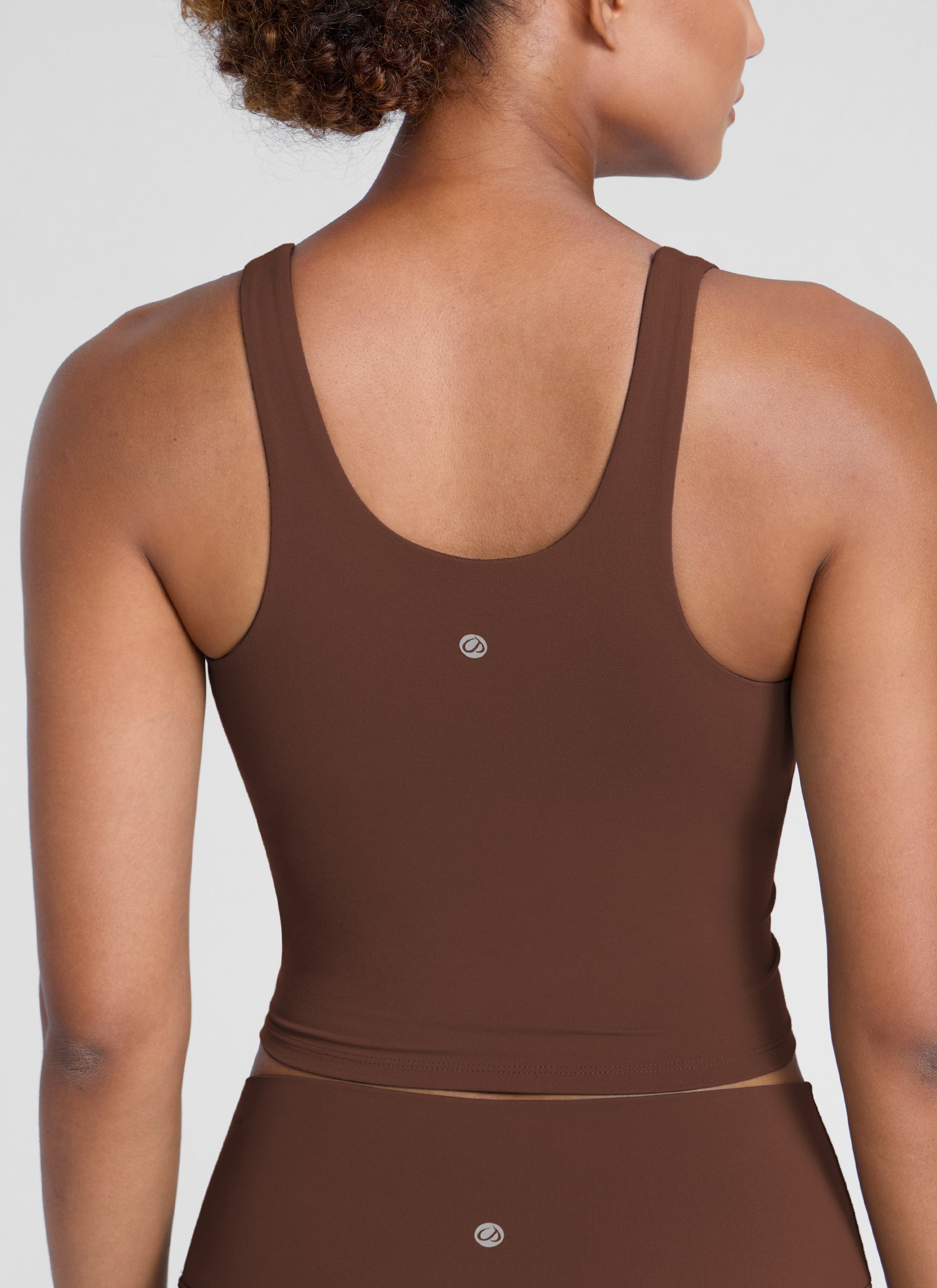 CRZ YOGA Womens Butterlift Racerback U Neck Yoga Built in Bra Tank Kaffeebraun