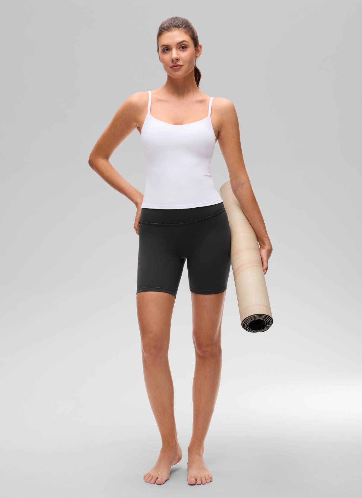 CRZ YOGA Damen Butterluxe Mold Geformter Becher Crop Tank Top Weiss
