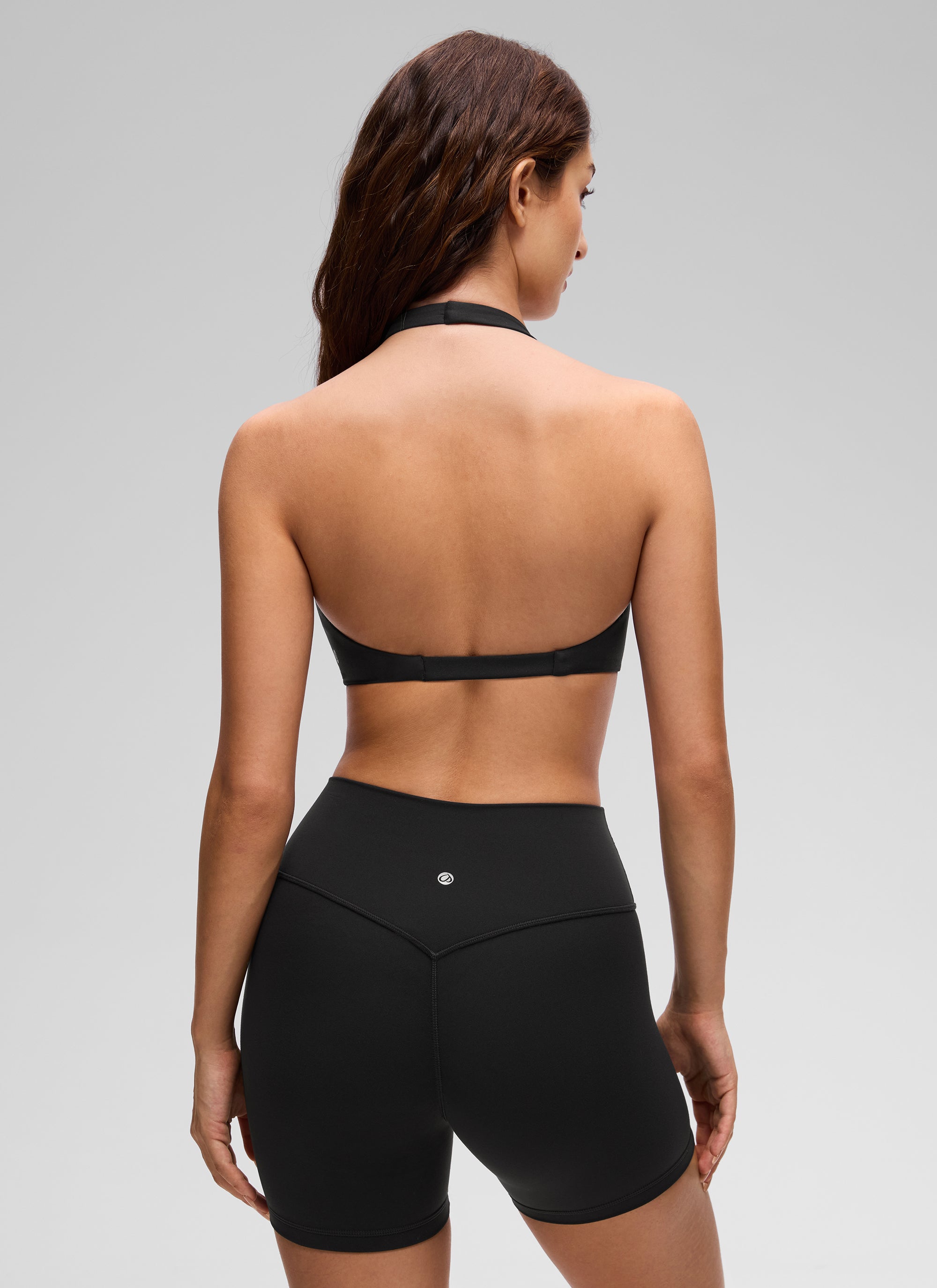 CRZ YOGA Damen Butterluxe Tiefer V-Ausschnitt Twist Halfter Sports BH Schwarz