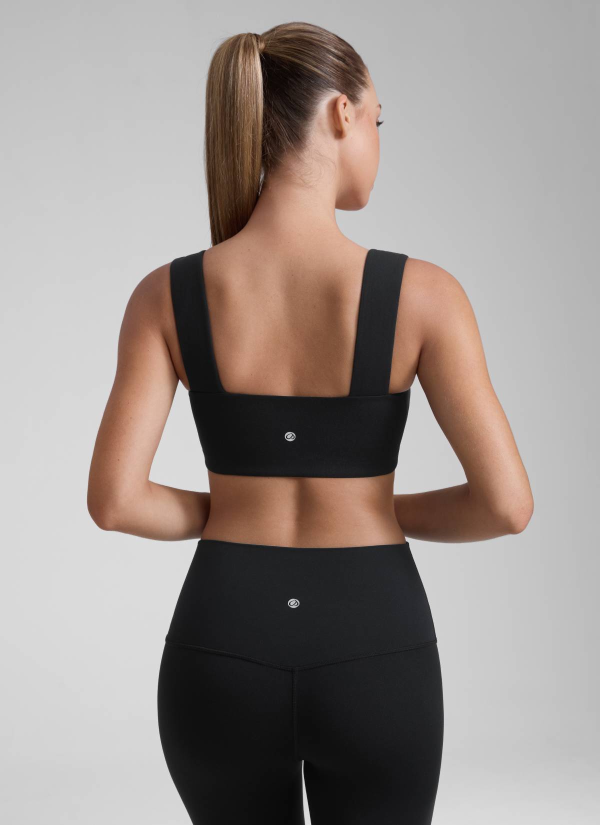 CRZ YOGA Damen Butterluxe Quadratischer Hals Sports BH Schwarz