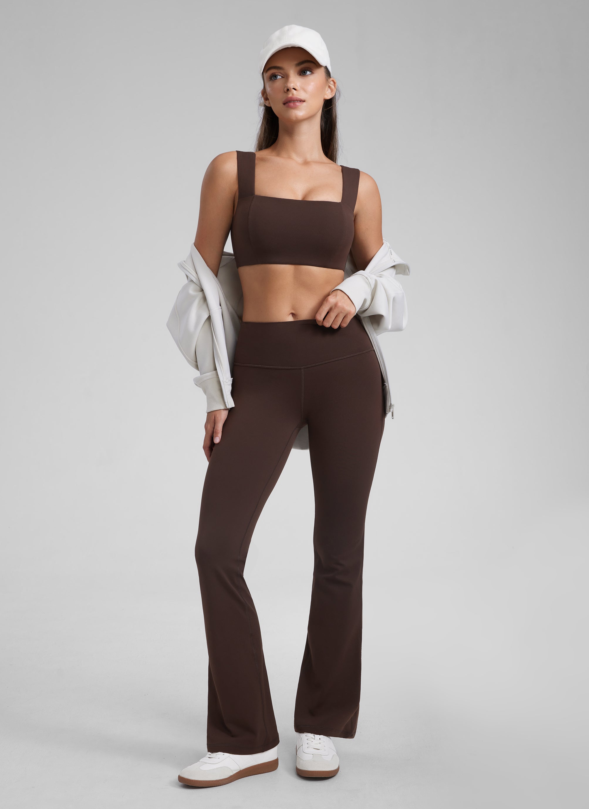 CRZ YOGA Damen Butterluxe Quadratischer Hals Sports BH Heißes Fudge-Brown