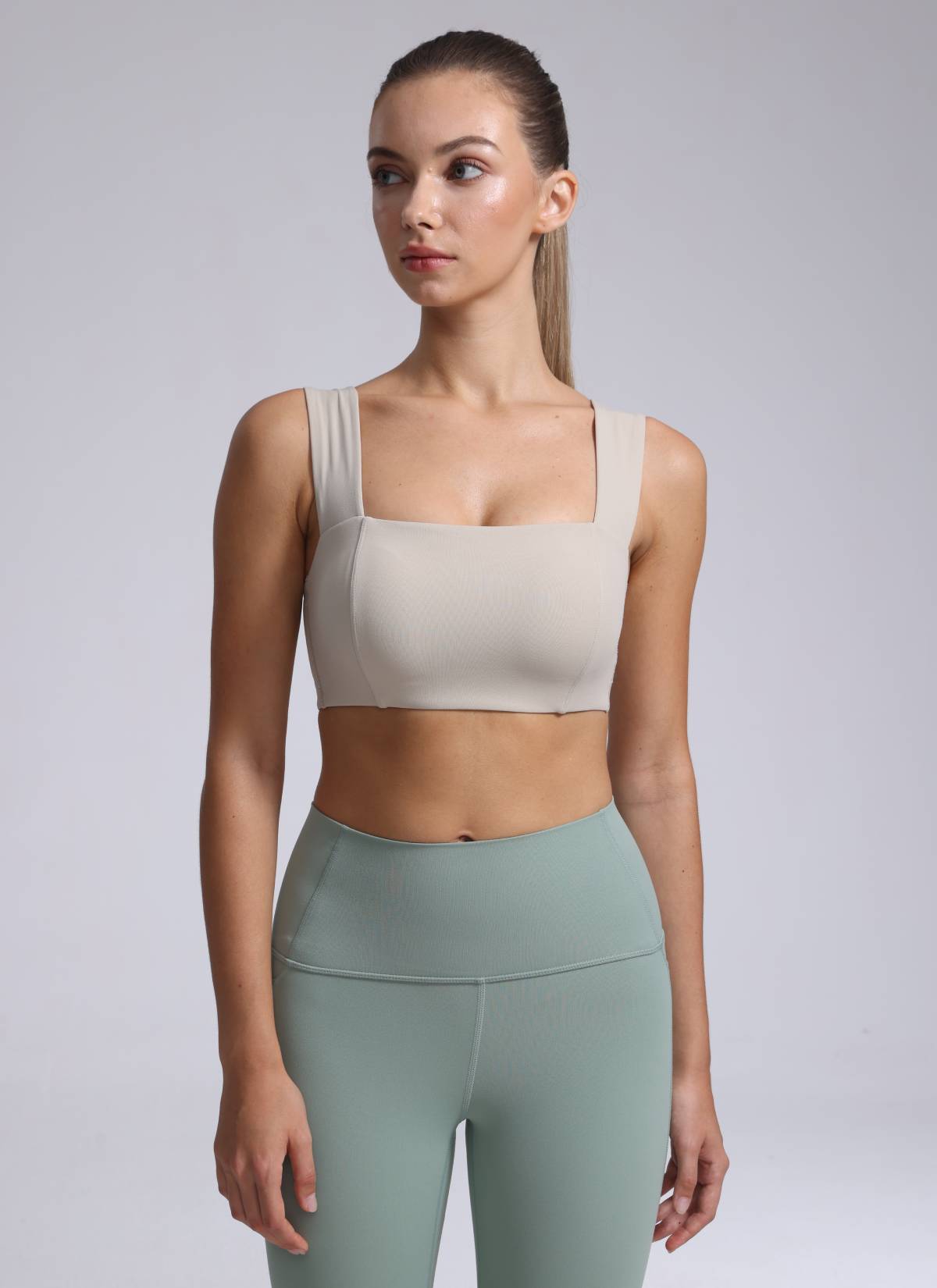 CRZ YOGA Damen Butterluxe Quadratischer Hals Sports BH Mojave-Braun