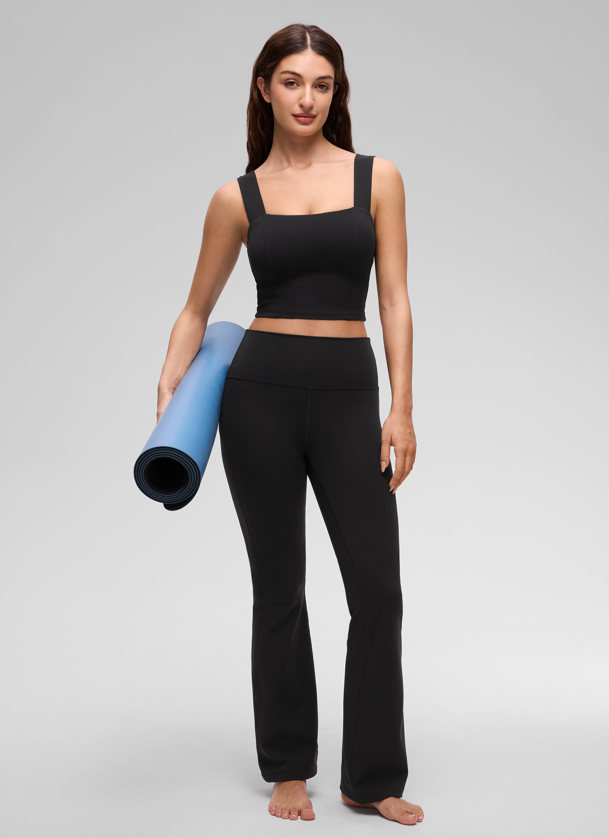 CRZ YOGA Damen Butterluxe Quadratischer Hals Breite Träger Sports BHs Schwarz