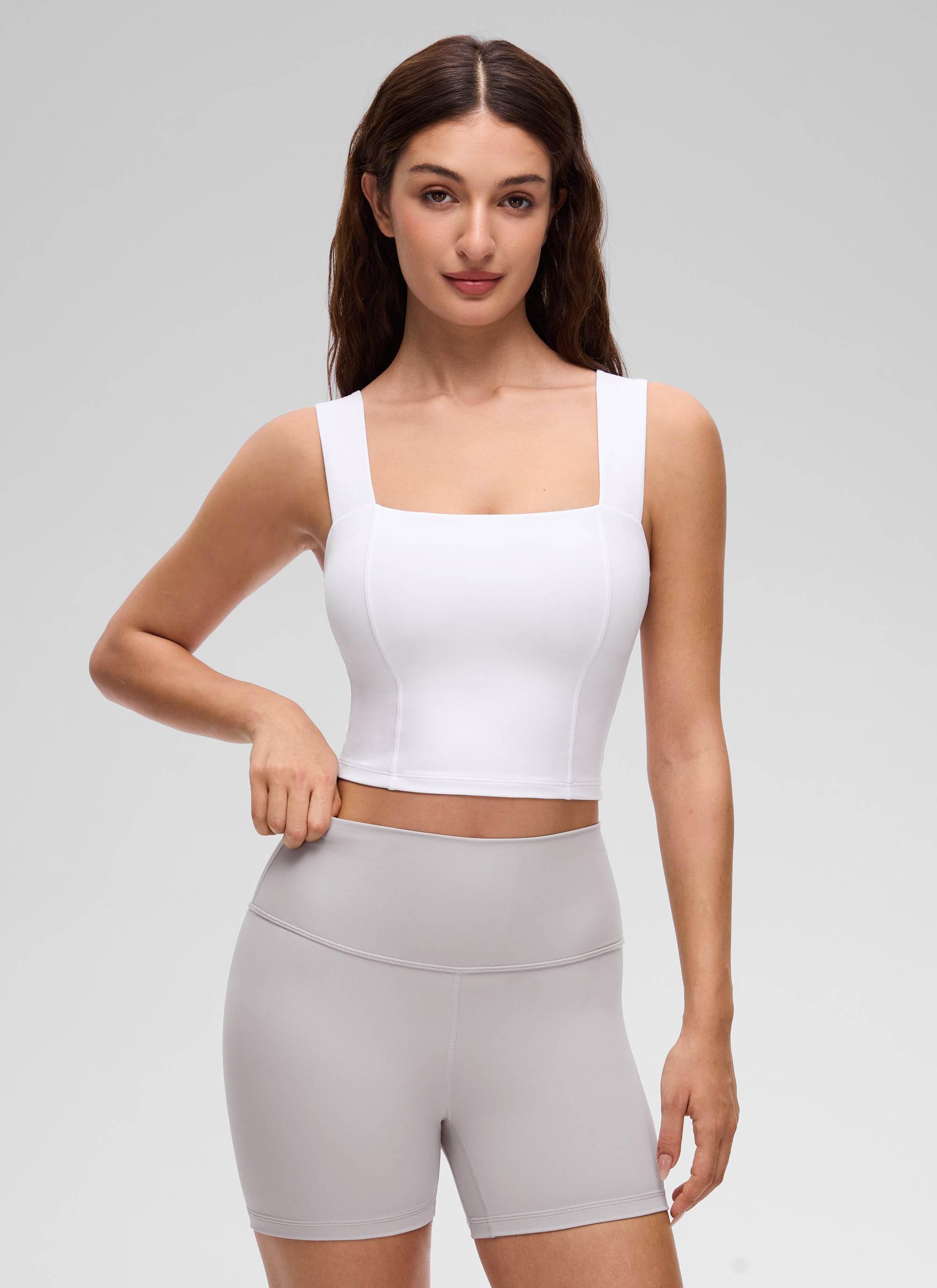CRZ YOGA Damen Butterluxe Quadratischer Hals Breite Träger Sports BHs Weiss