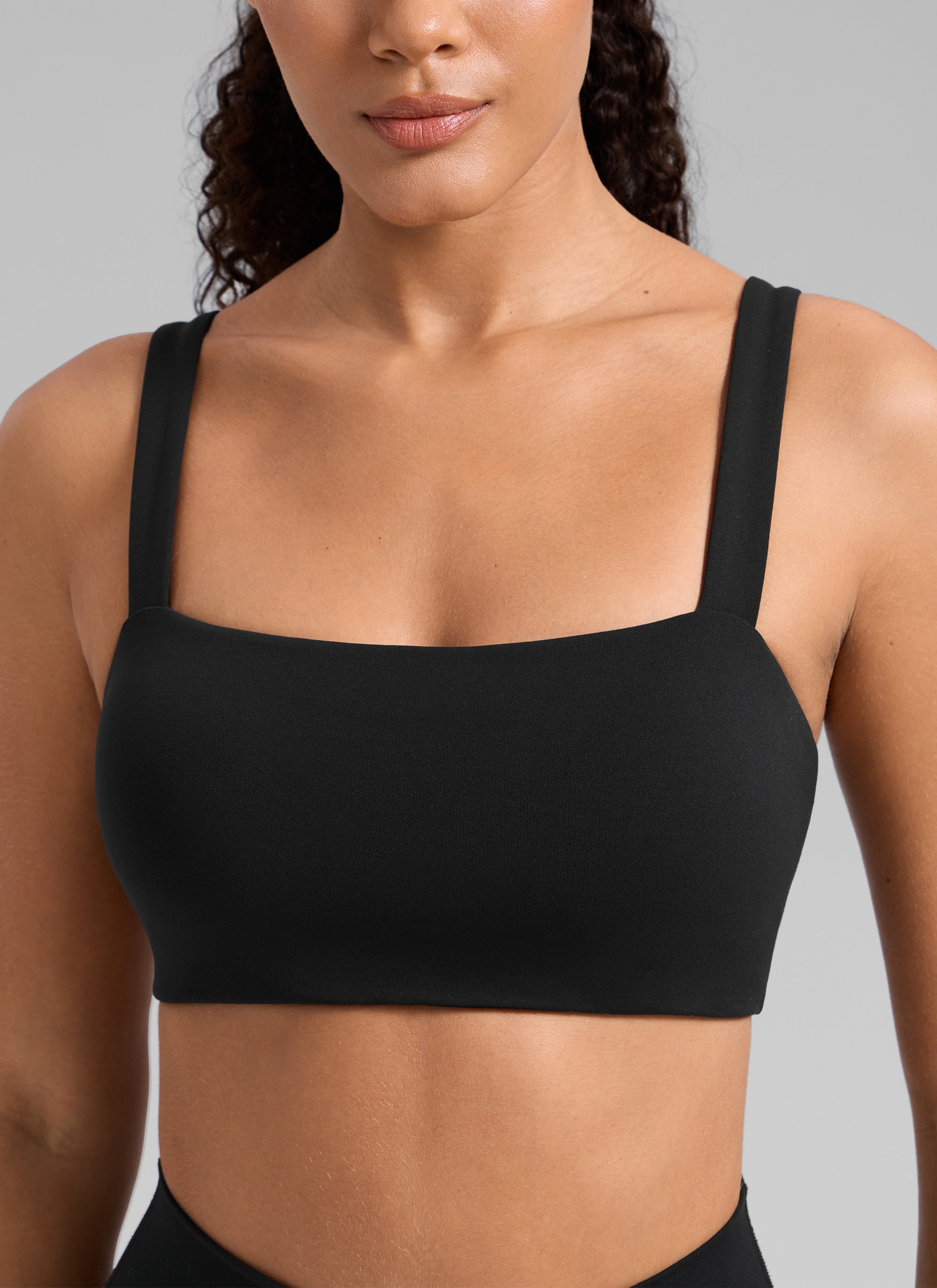 CRZ YOGA Damen Butterlift Quadratischer Hals Unterstützend Sports BH Schwarz
