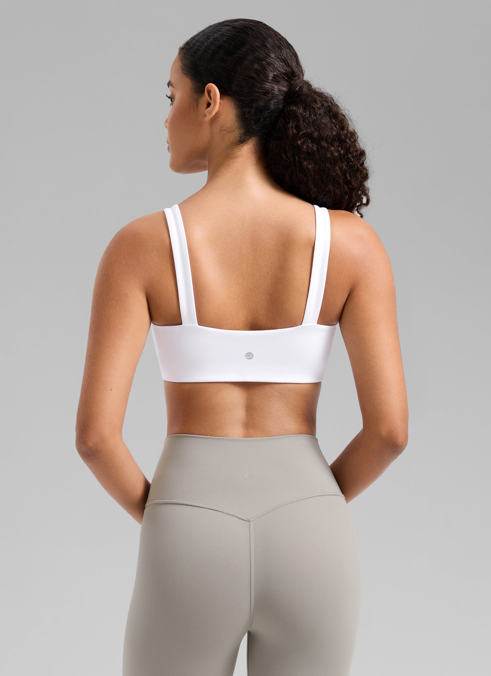 CRZ YOGA Damen Butterlift Quadratischer Hals Unterstützend Sports BH Weiss