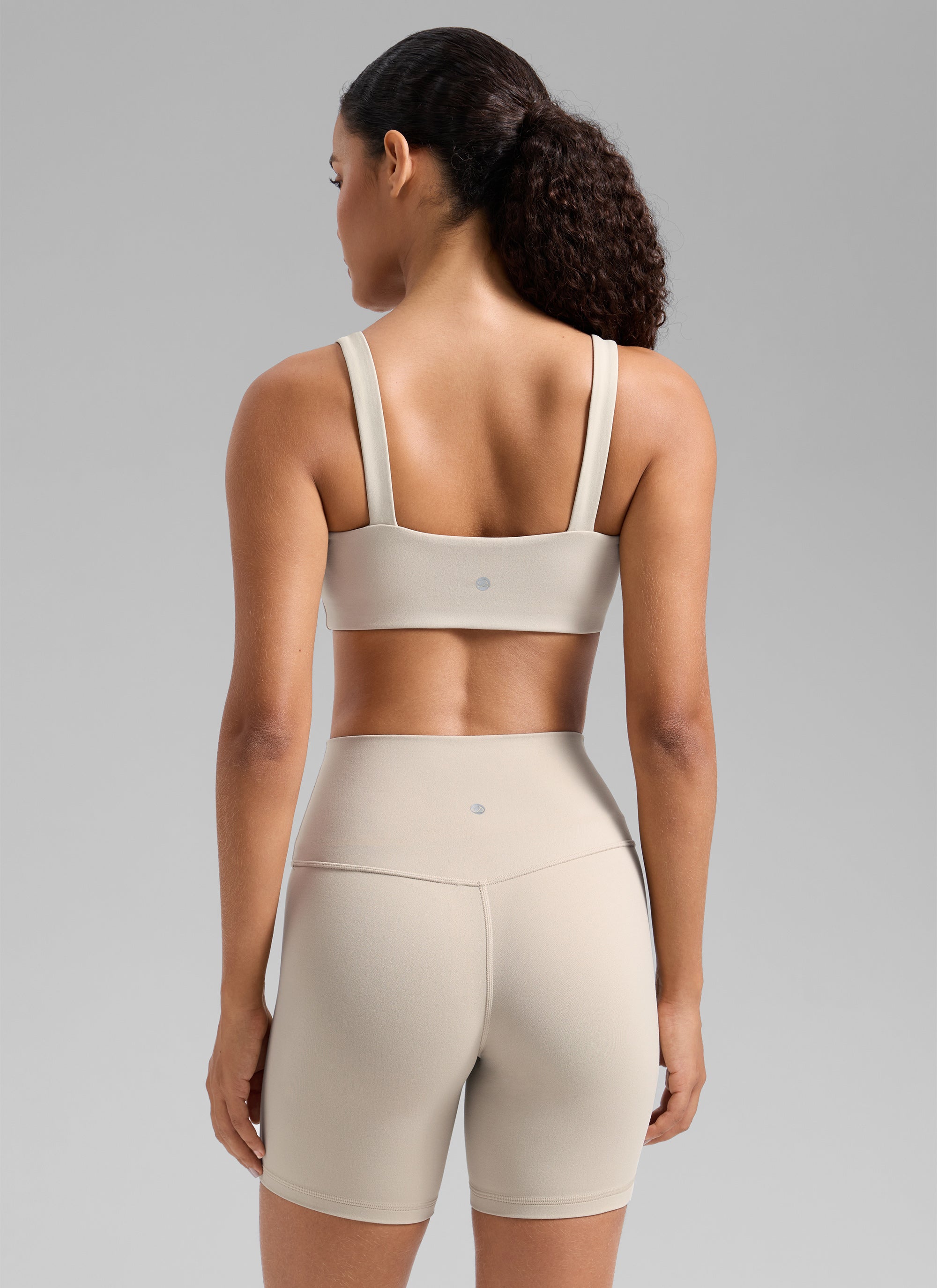 CRZ YOGA Damen Butterlift Quadratischer Hals Unterstützend Sports BH Mojave-Braun