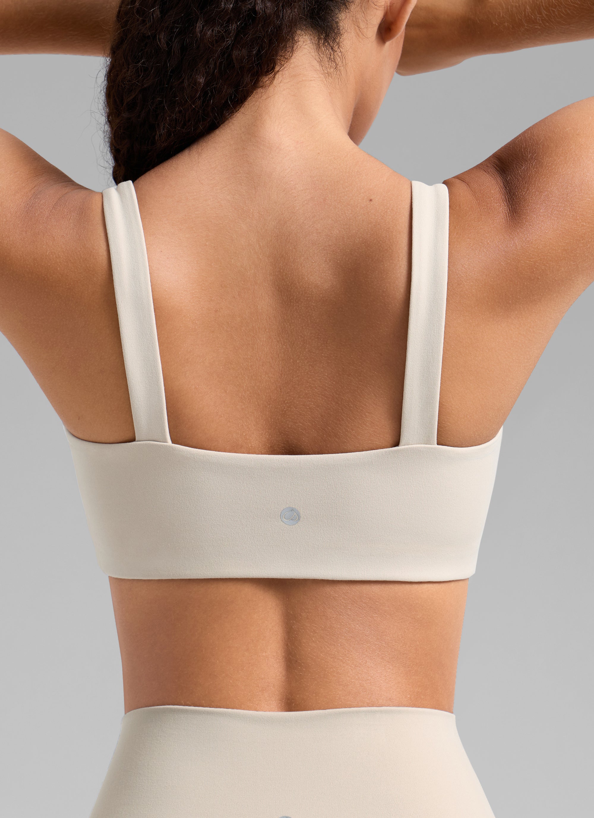 CRZ YOGA Damen Butterlift Quadratischer Hals Unterstützend Sports BH Mojave-Braun