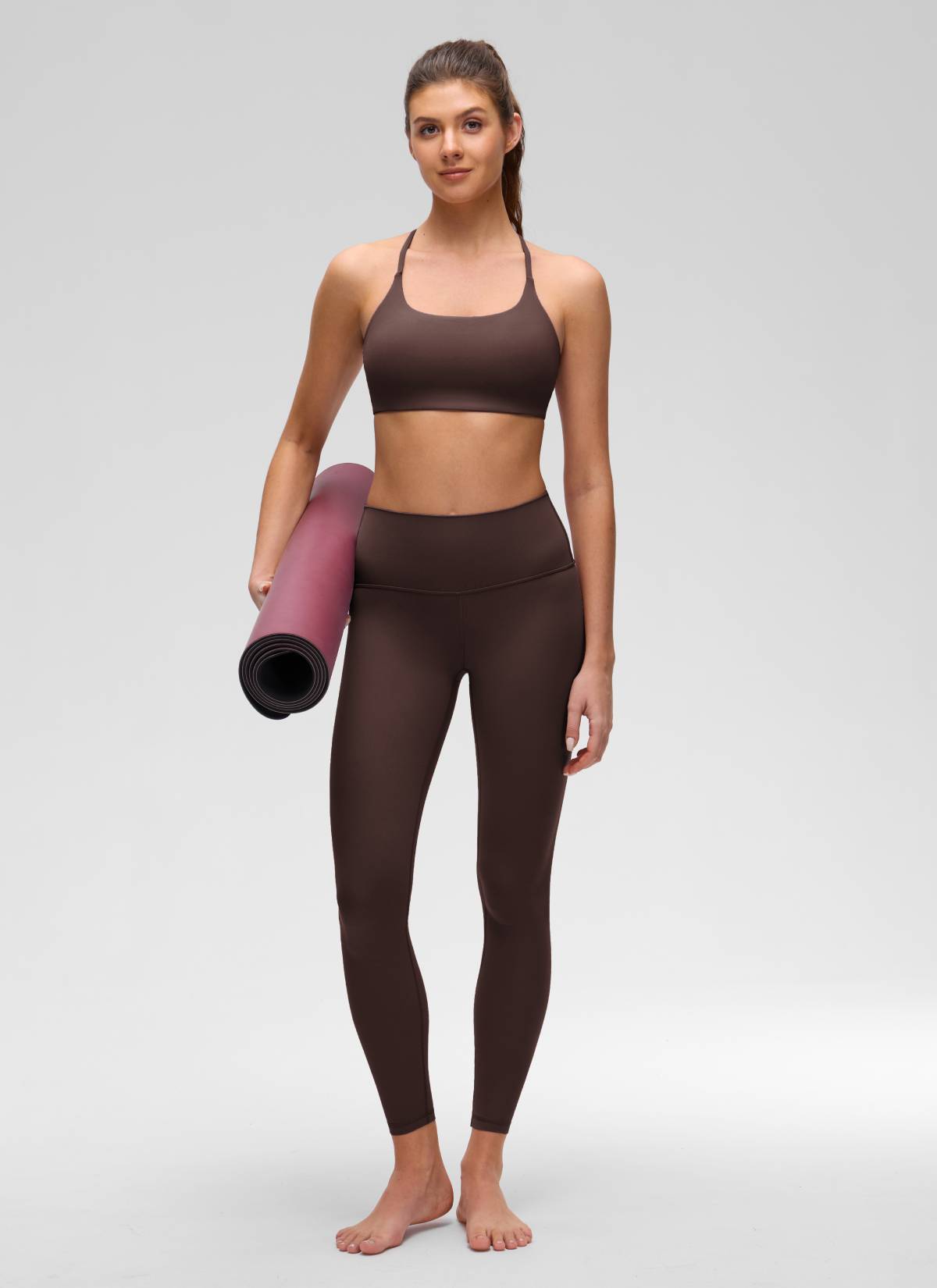 CRZ YOGA Damen Butterluxe Verdrehter Criss-Cross-Rücken Sports BHs Heißes Fudge-Brown