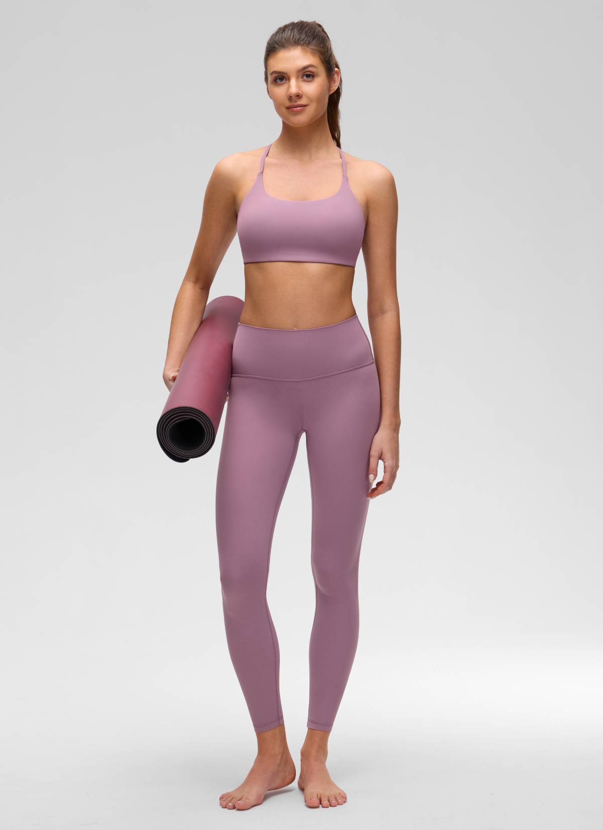 CRZ YOGA Damen Butterluxe Verdrehter Criss-Cross-Rücken Sports BHs Lavendel Hell