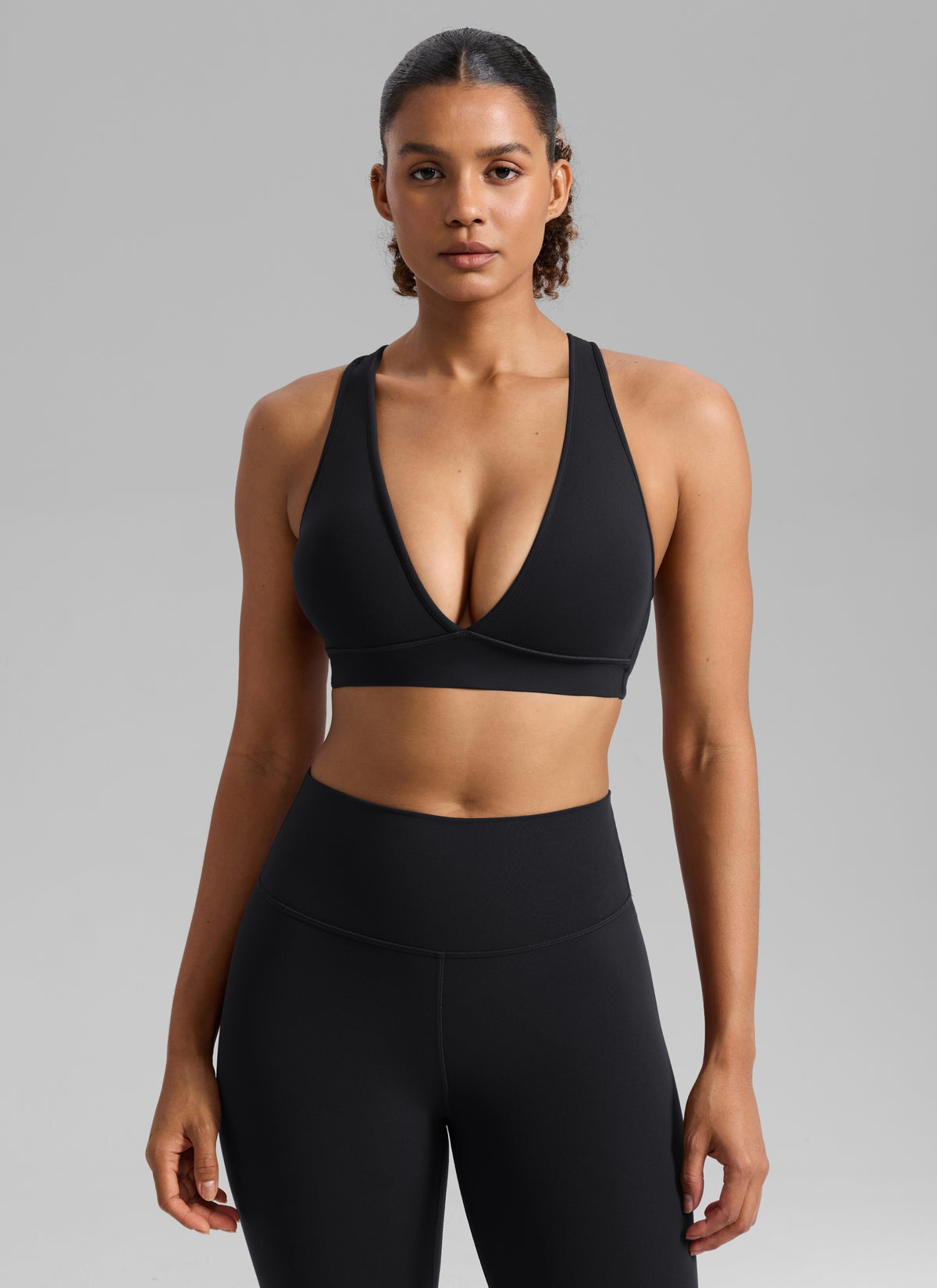 CRZ YOGA Damen Butterlift Tiefer V-Ausschnitt Breite Riemen Sports BHs Schwarz @model_info:Barbara