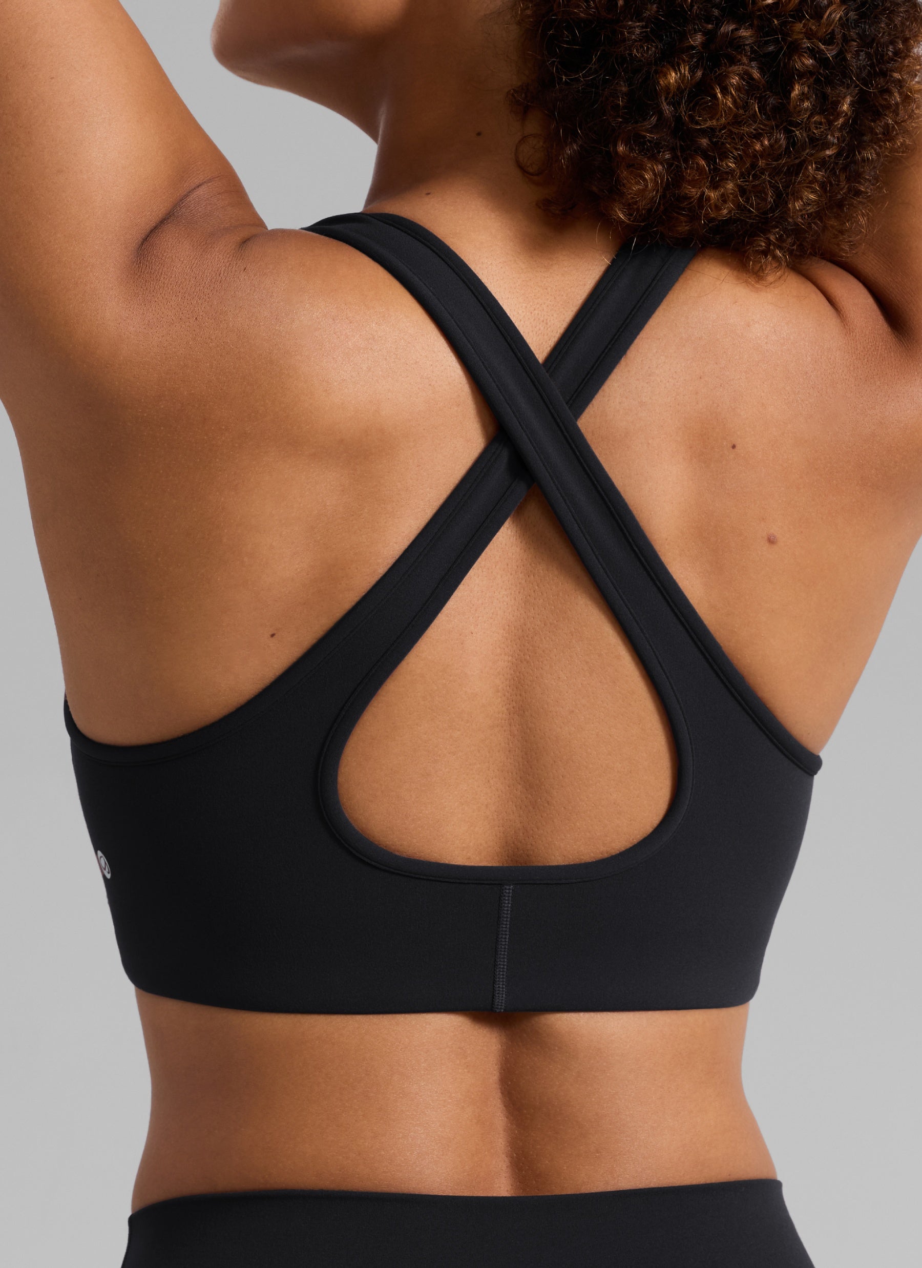 CRZ YOGA Damen Butterlift Tiefer V-Ausschnitt Breite Riemen Sports BHs Schwarz @model_info:Barbara