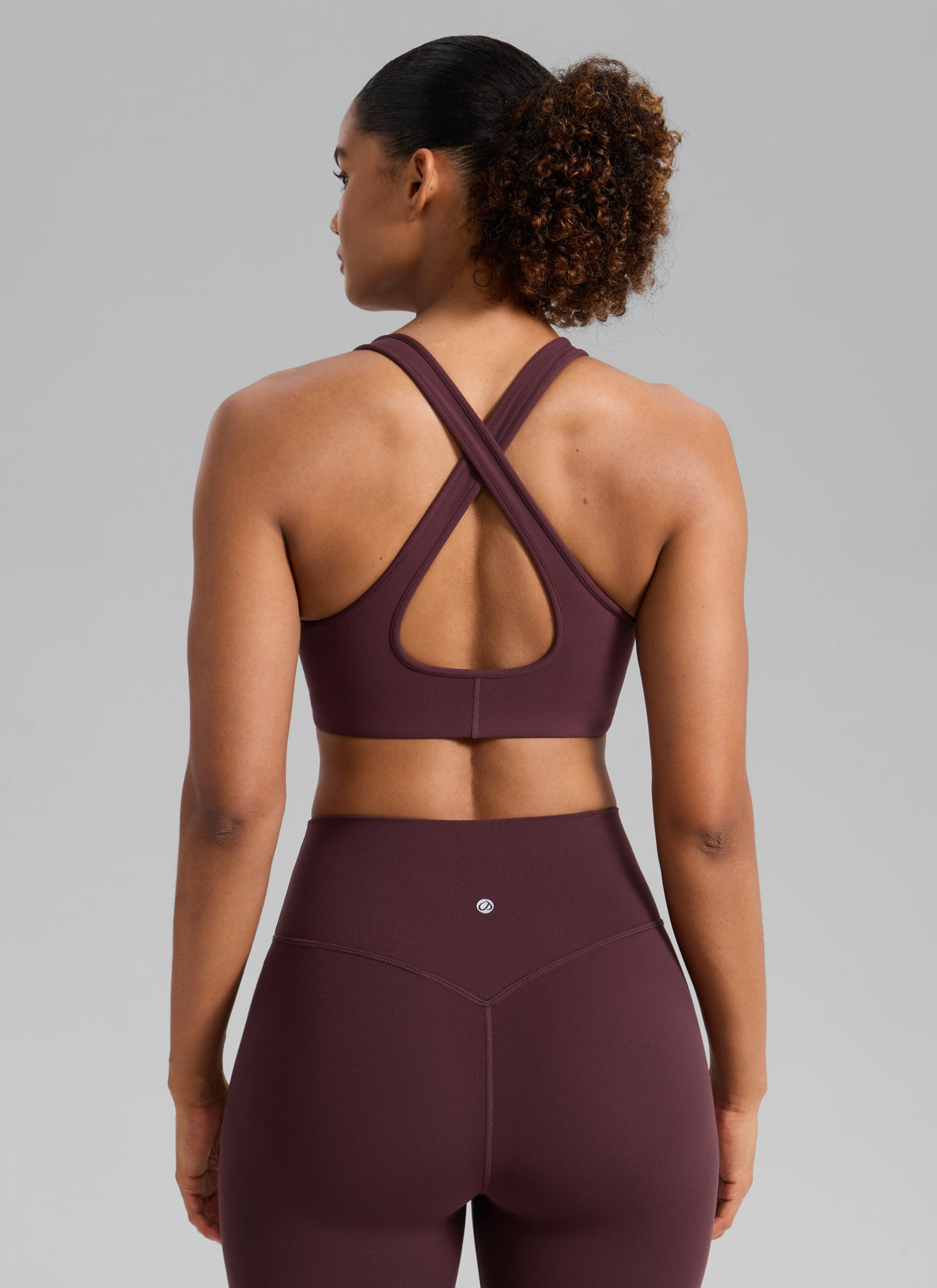 CRZ YOGA Damen Butterlift Tiefer V-Ausschnitt Breite Riemen Sports BHs Reife Pflaume @model_info:Barbara