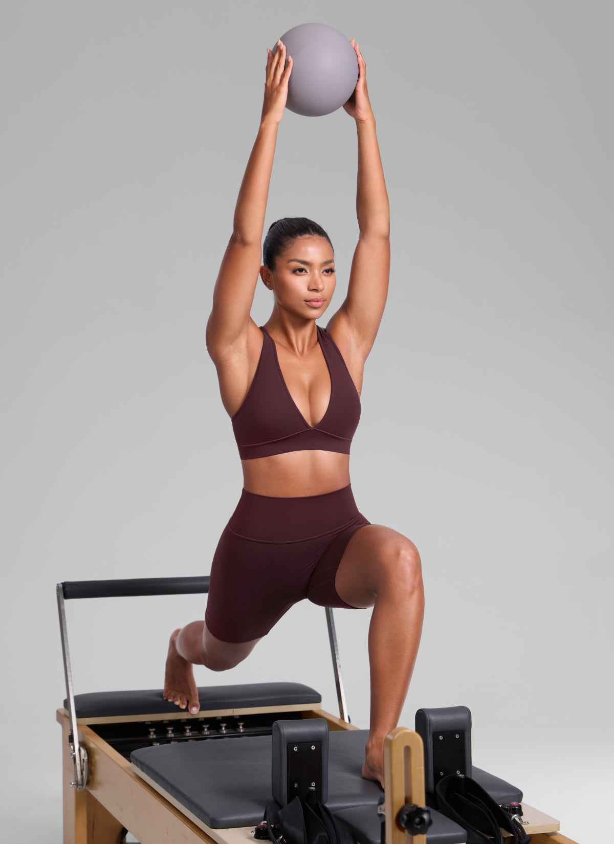 CRZ YOGA Damen Butterlift Tiefer V-Ausschnitt Breite Riemen Sports BHs Reife Pflaume