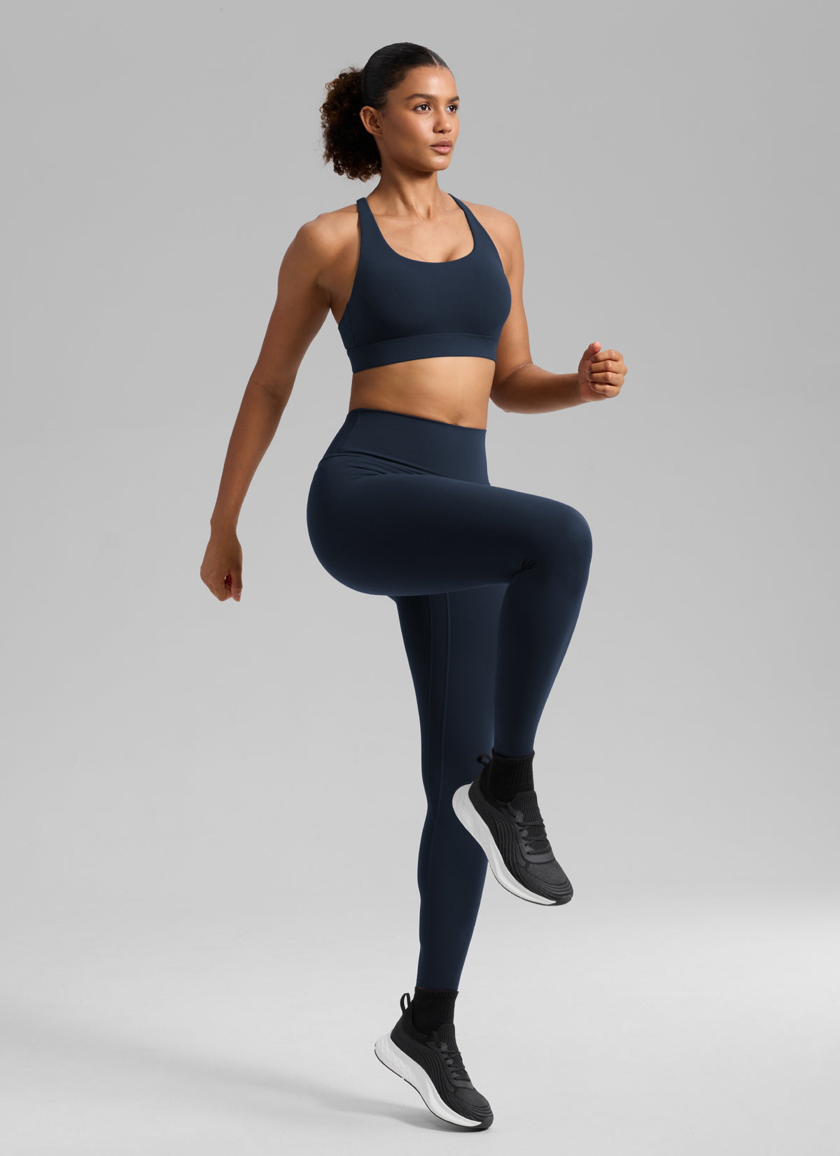 CRZ YOGA Damen Butterlift Breite Träger Kreuzrücken Sports BHs Echte Marine @model_info:Barbara