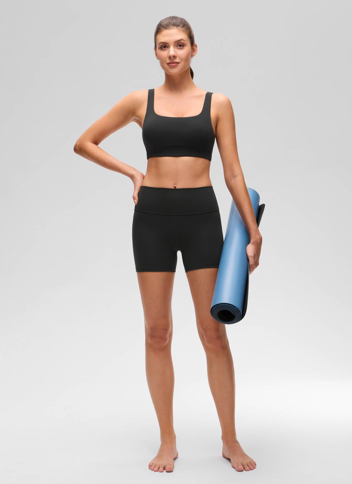 CRZ YOGA Women's Butterluxe Yoga U Back Sports Bra Light Support Schwarz