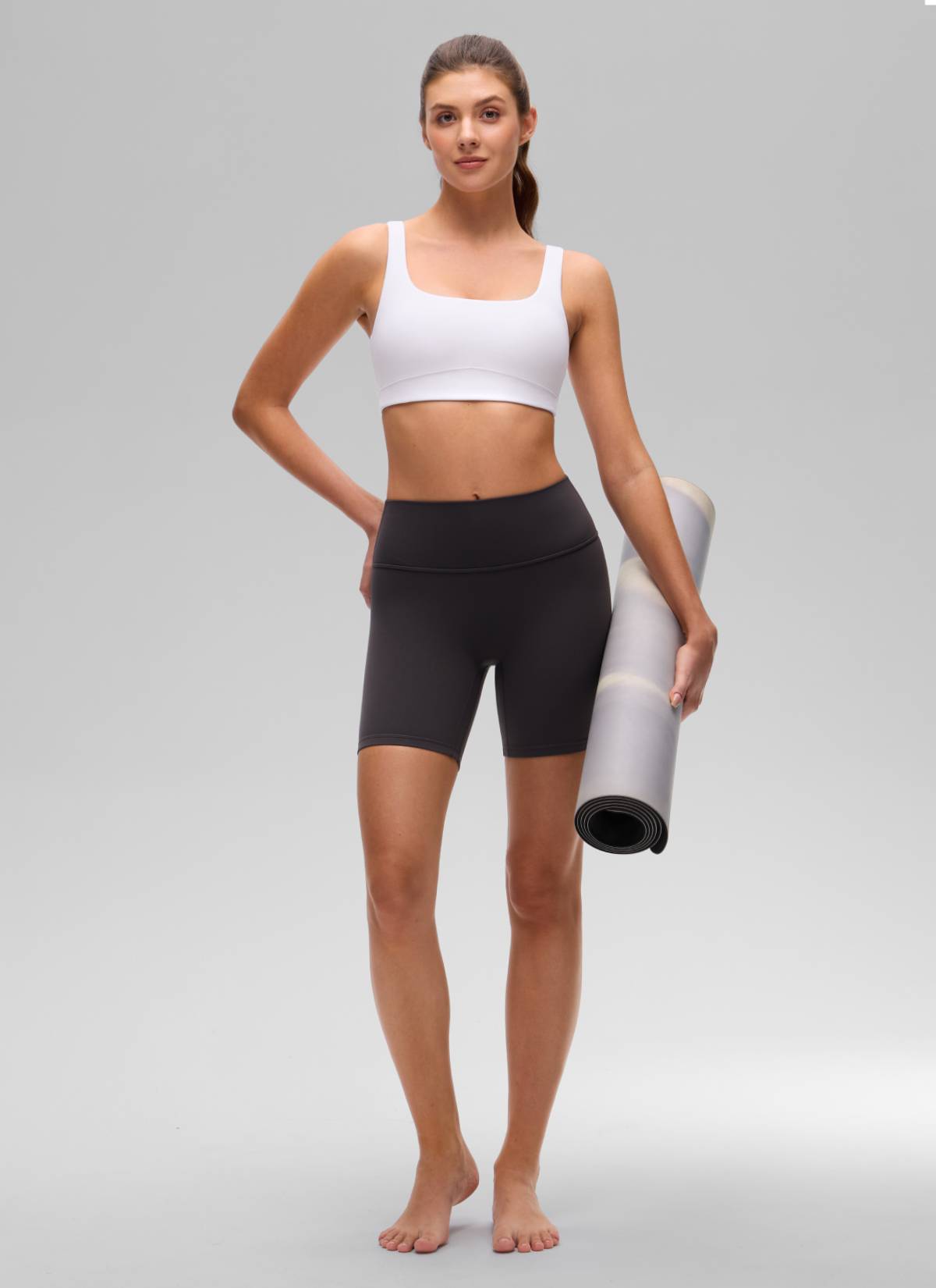 CRZ YOGA Women's Butterluxe Yoga U Back Sports Bra Light Support Weiss