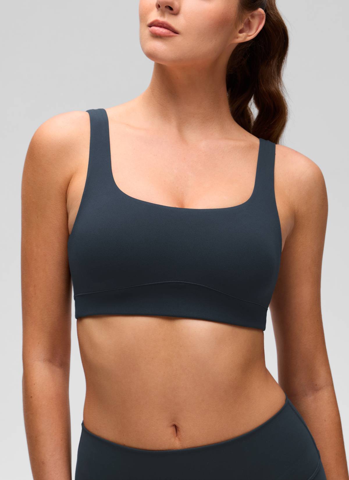 CRZ YOGA Women's Butterluxe Yoga U Back Sports Bra Light Support Echte Marine