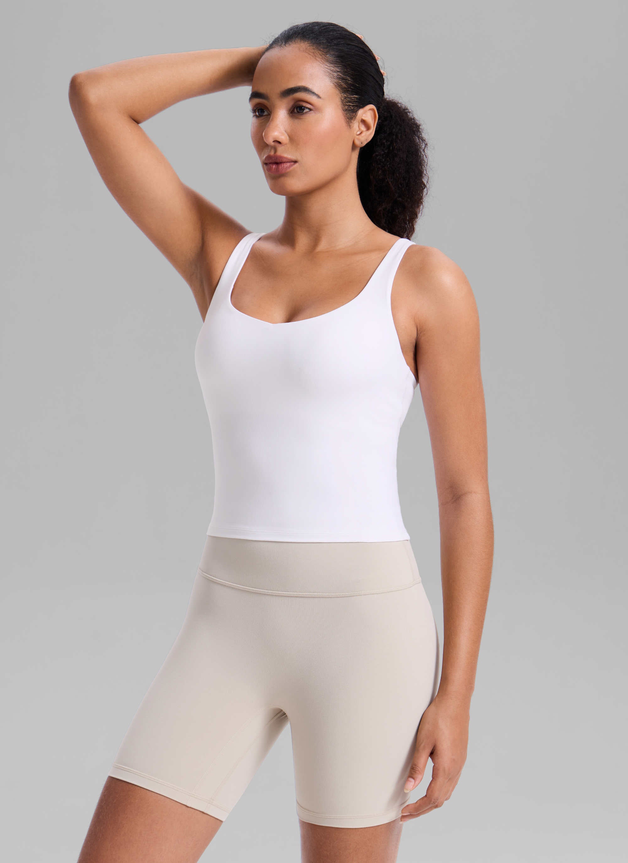CRZ YOGA Damen Butterlift Verstellbarer Riemen V-Ausschnitt Tanktops Weiss