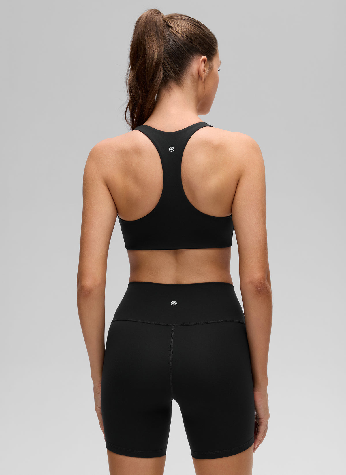 CRZ YOGA Damen Butterluxe V-Ausschnitt Racerback Sport BH Schwarz