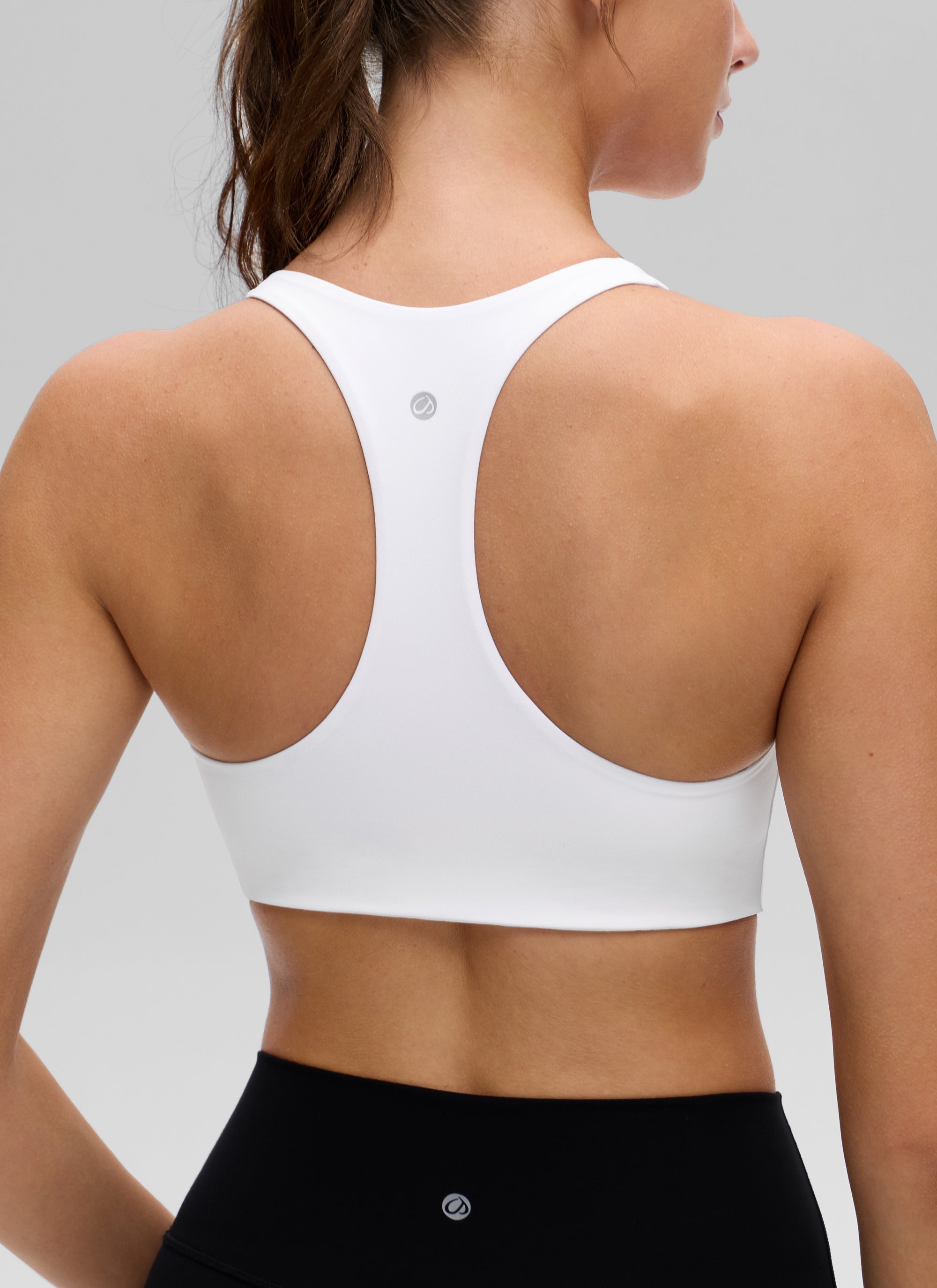 CRZ YOGA Damen Butterluxe V-Ausschnitt Racerback Sport BH Weiss