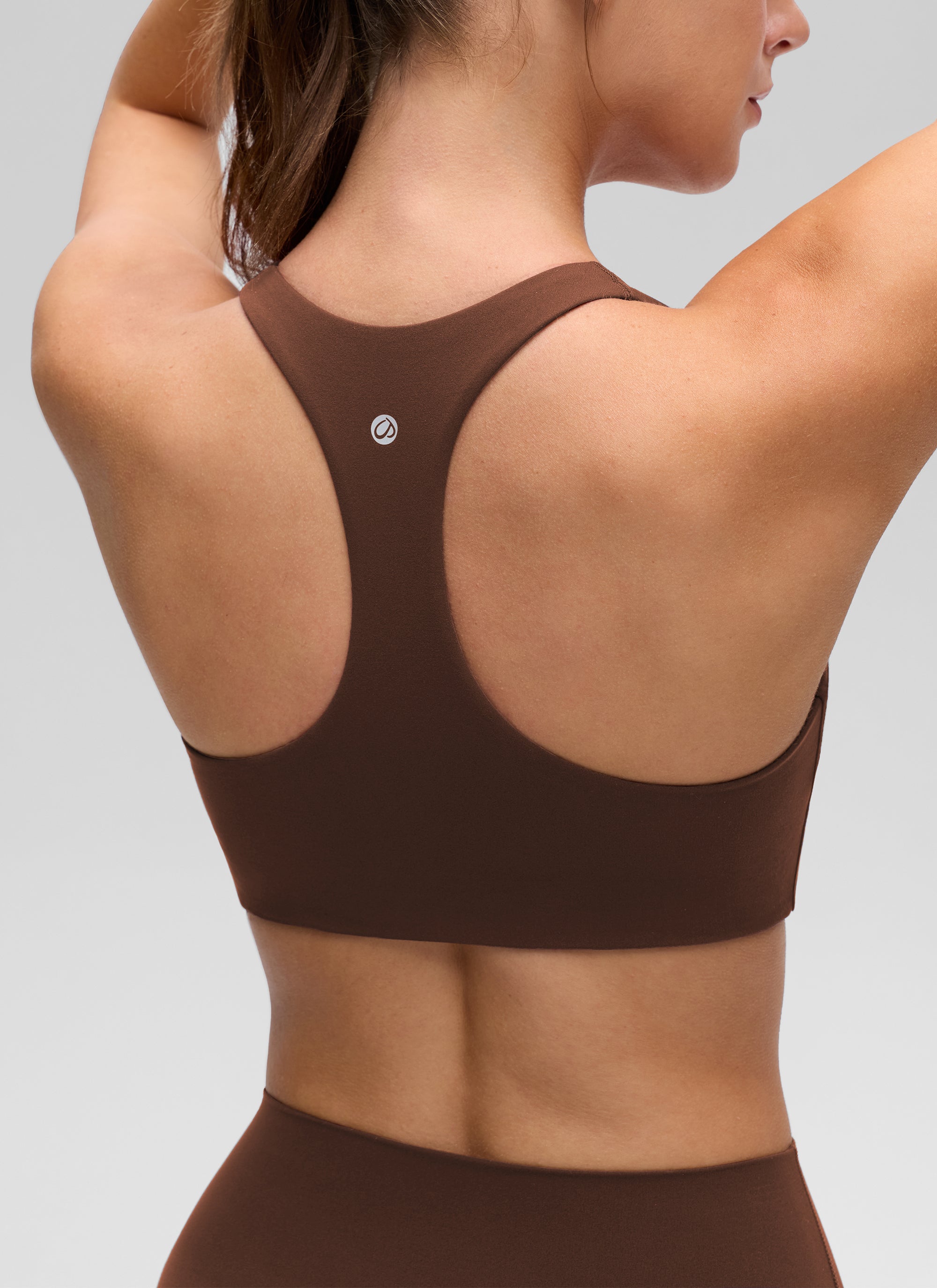 CRZ YOGA Damen Butterluxe V-Ausschnitt Racerback Sport BH Lava Braun