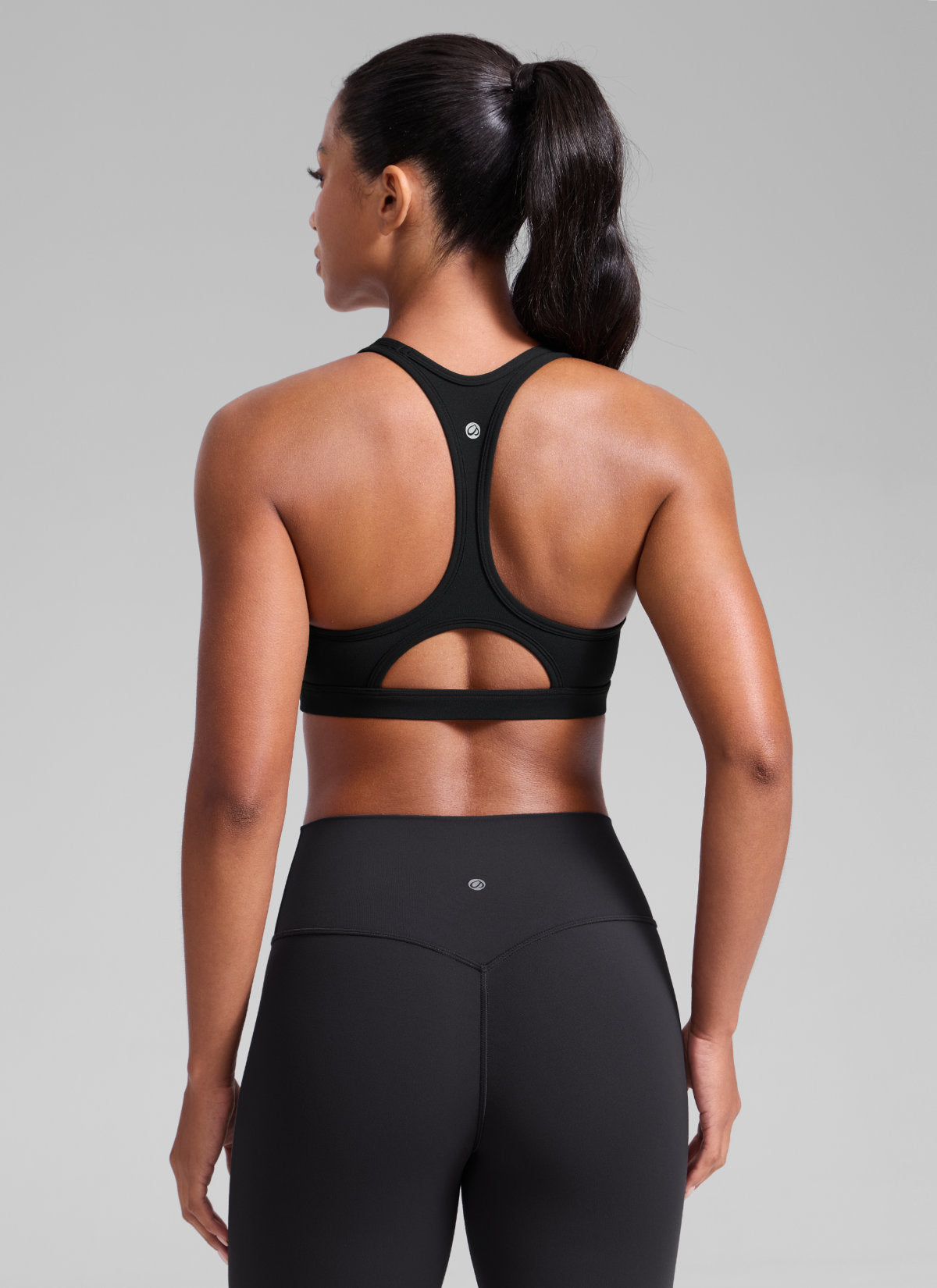 CRZ YOGA Damen Butterlift Racerback U-Ausschnitt Sports BHs Schwarz