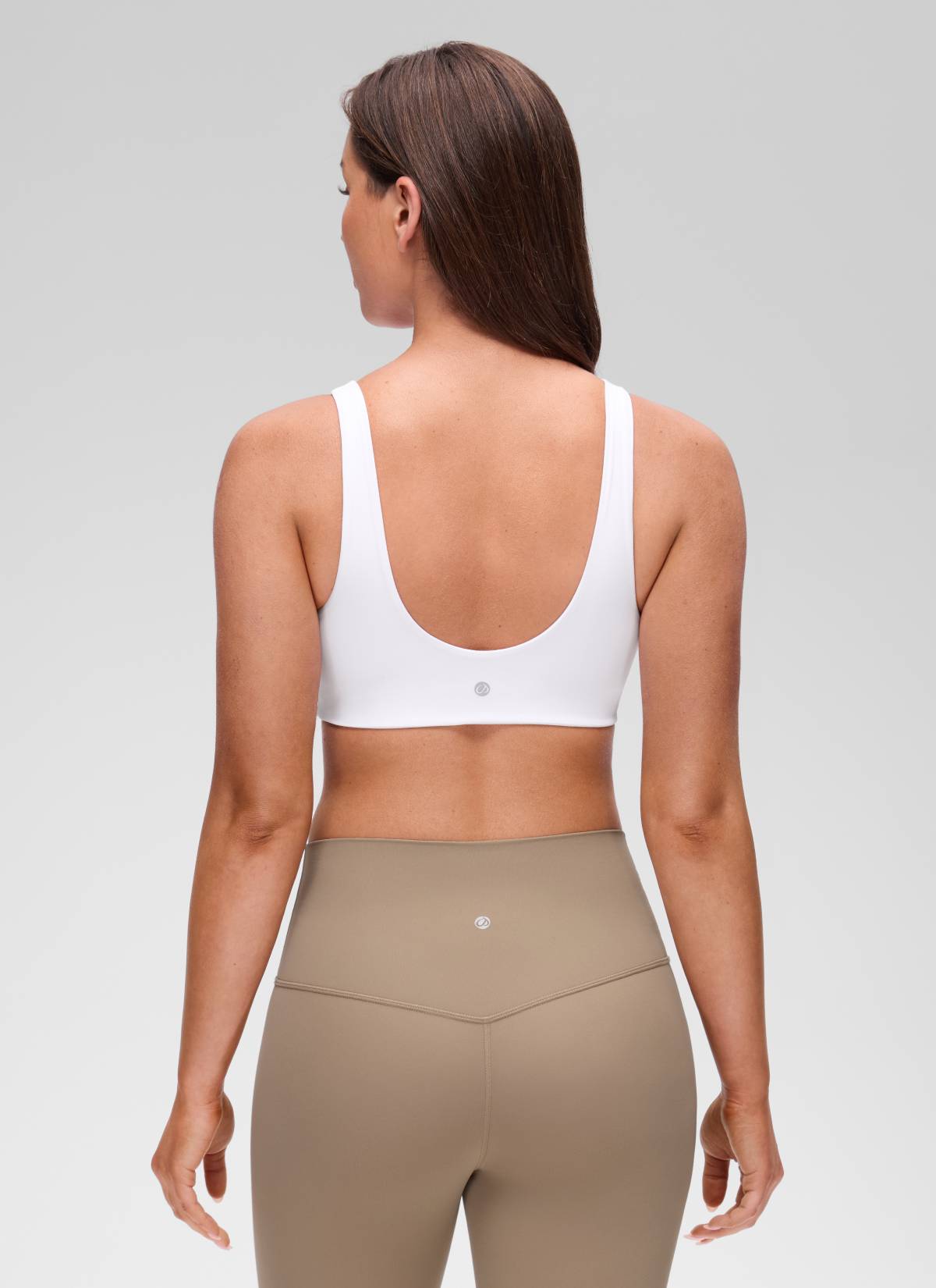 CRZ YOGA Women's Butterluxe Yoga U Back Sports Bra Light Support Weiss