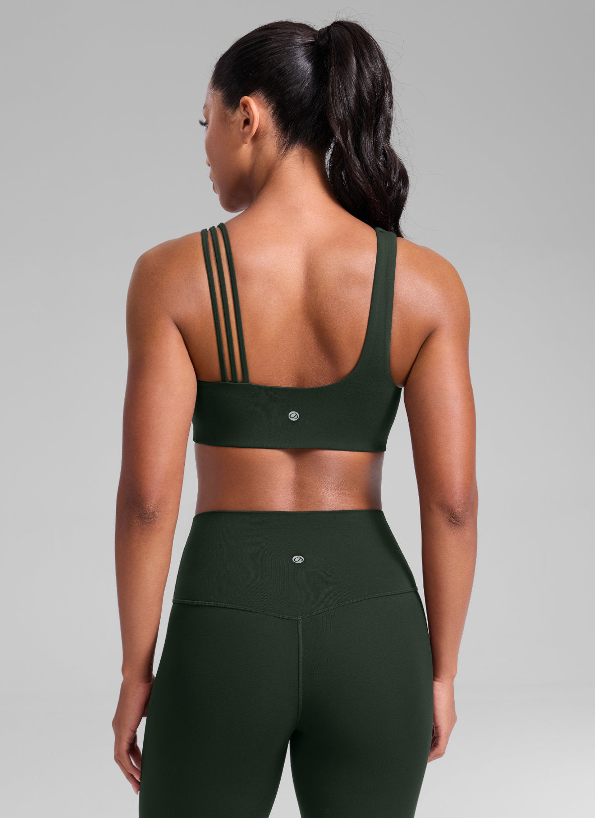 CRZ YOGA Damen Butterlift Sport-BH mit Asymmetrischen Trägern Legende Grün