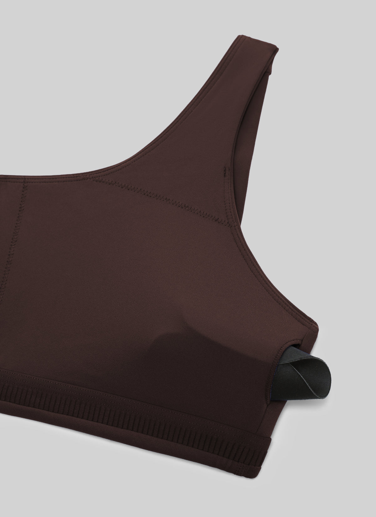 CRZ YOGA Damen Butterlift Sport-BH mit Asymmetrischen Trägern Heißes Fudge-Brown