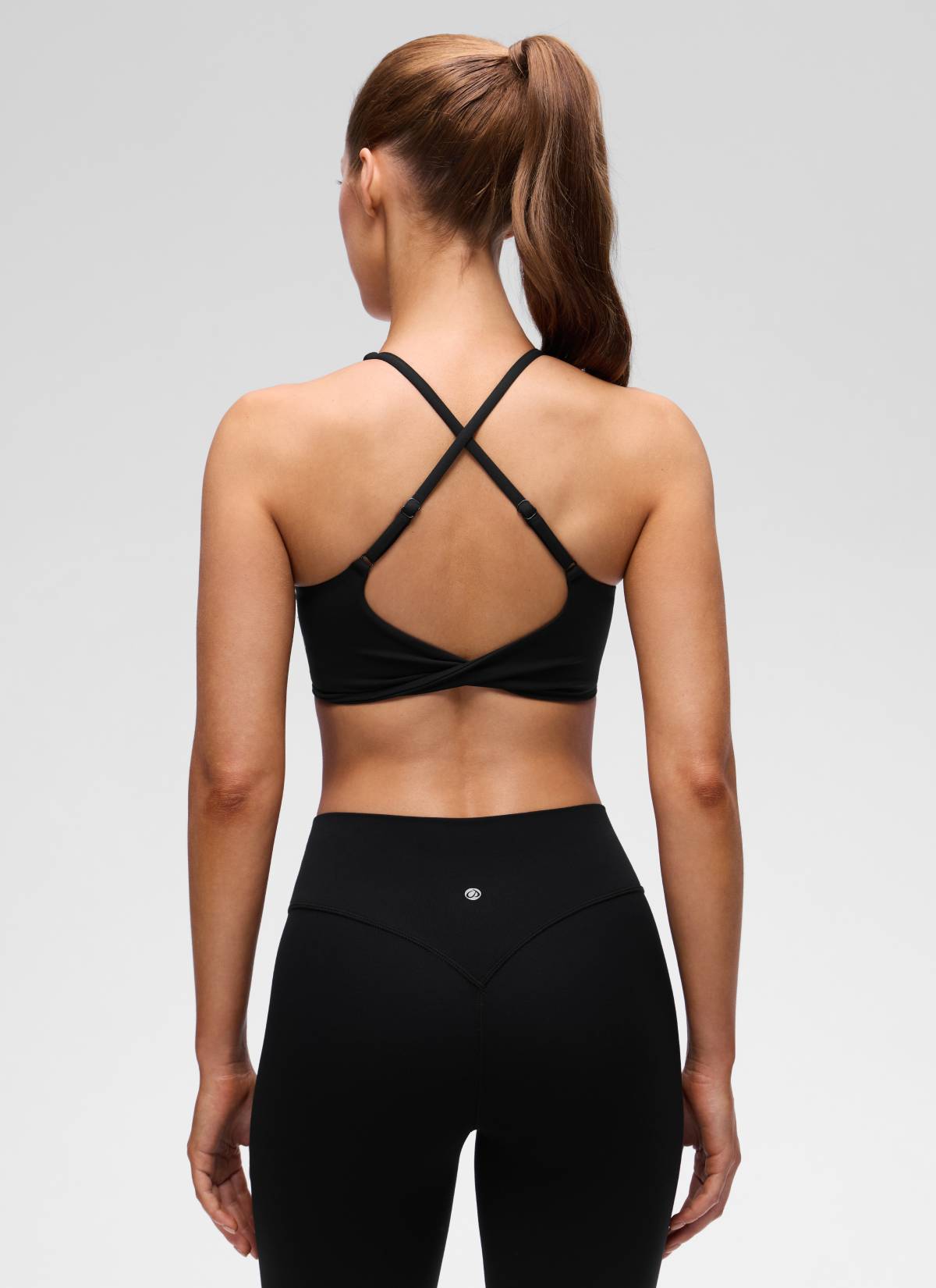 CRZ YOGA Damen Butterluxe Verdrehter Rücken V-Ausschnitt Sport BH Schwarz