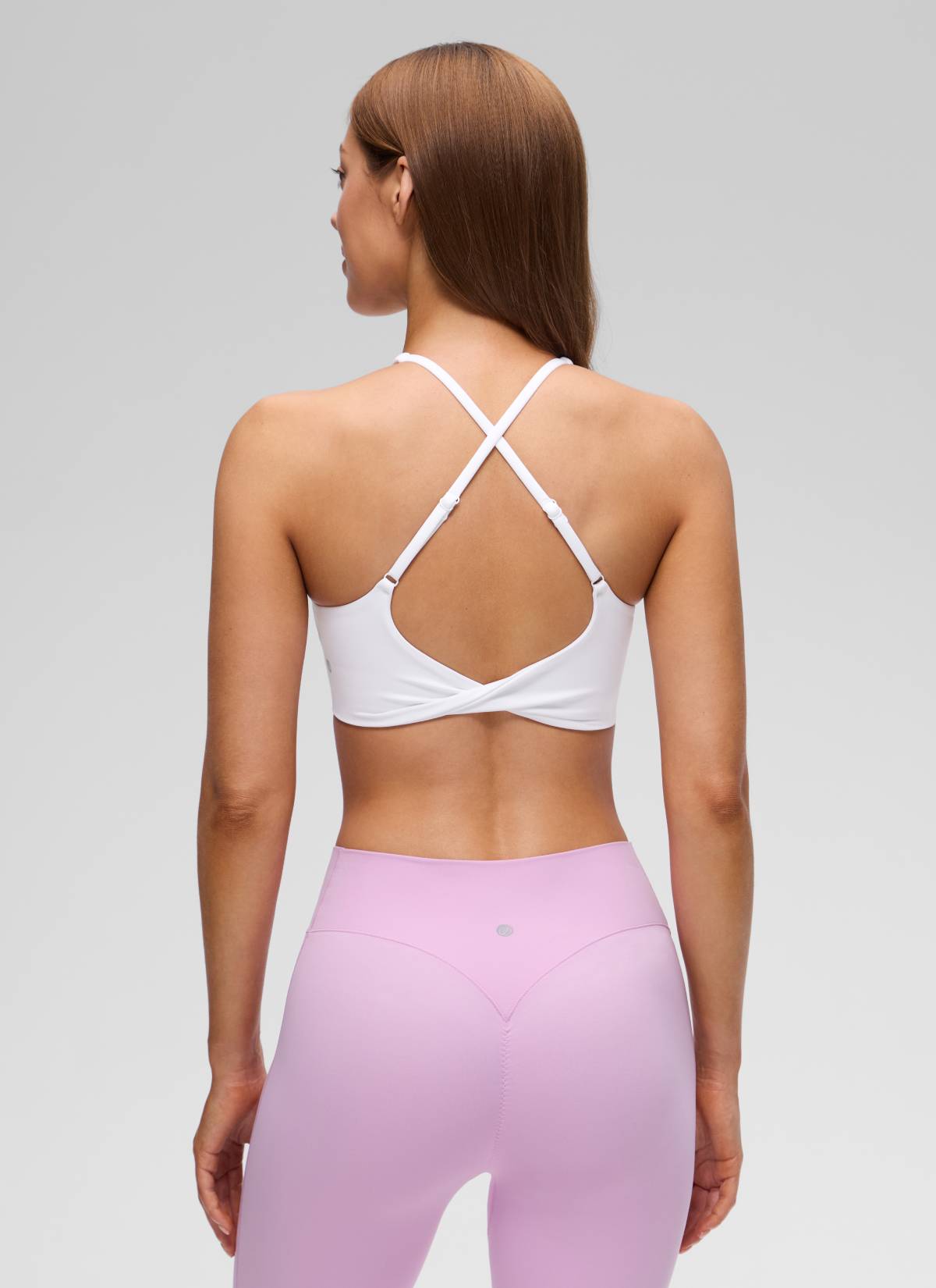 CRZ YOGA Damen Butterluxe Verdrehter Rücken V-Ausschnitt Sport BH Weiss