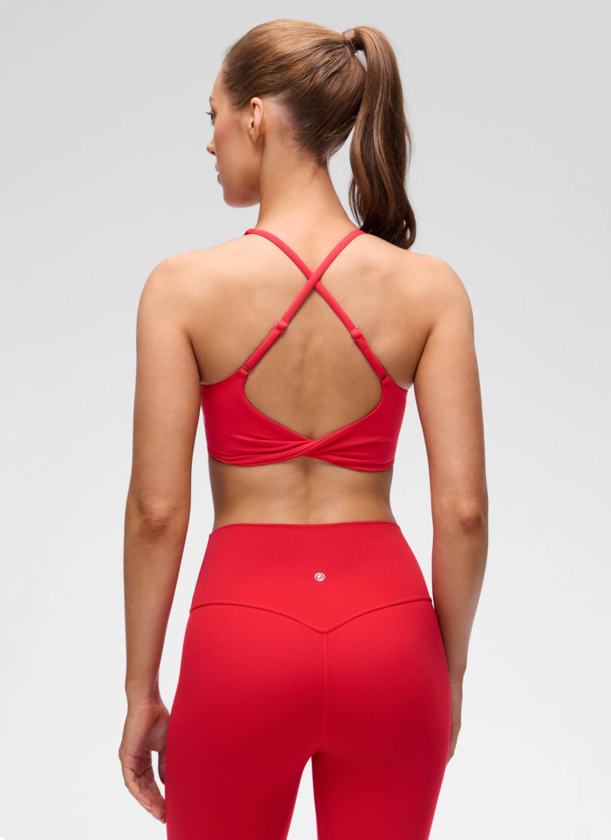 CRZ YOGA Damen Butterluxe Verdrehter Rücken V-Ausschnitt Sport BH Aurora Rot