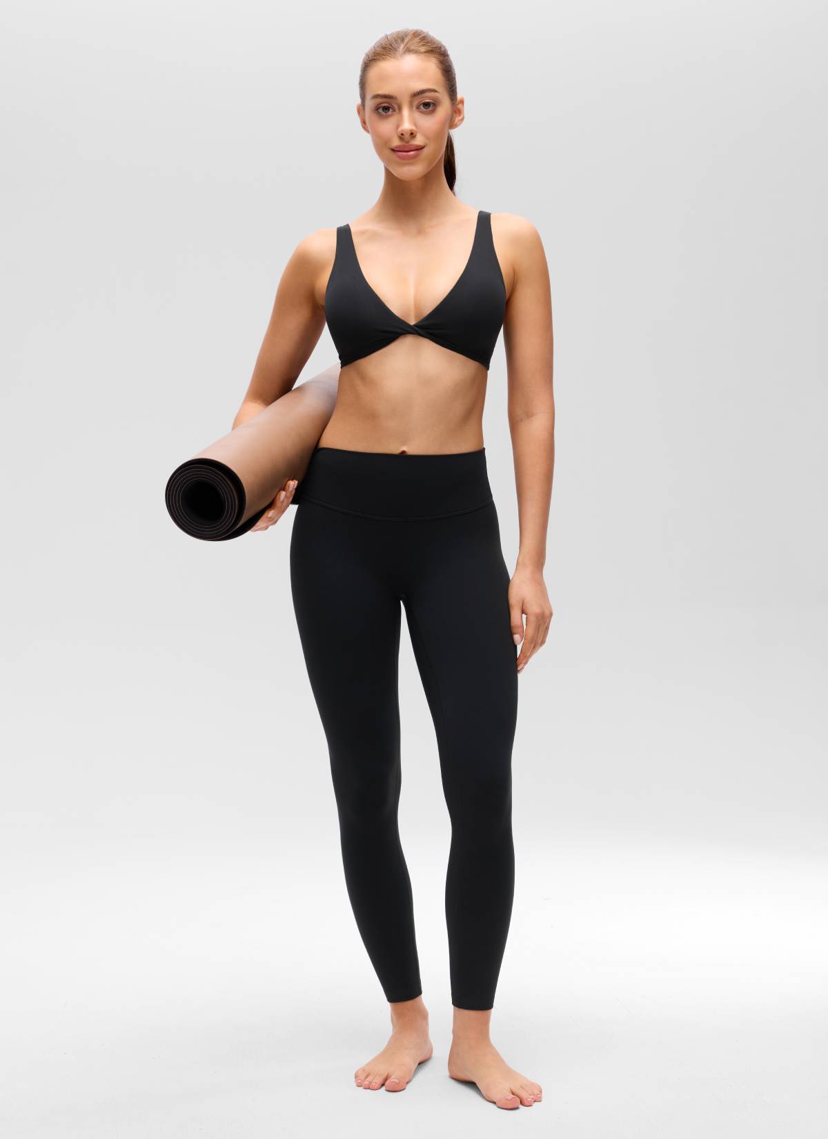 CRZ YOGA Damen Butterluxe Twist Vorne V-Ausschnitt Sport-BH U-Rücken Schwarz