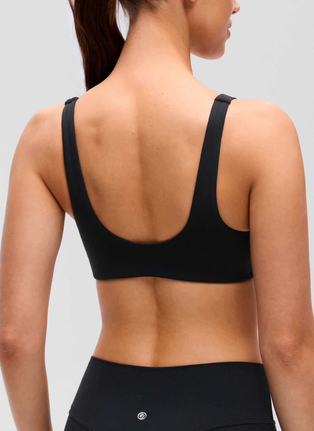 CRZ YOGA Damen Butterluxe Twist Vorne V-Ausschnitt Sport-BH U-Rücken Schwarz