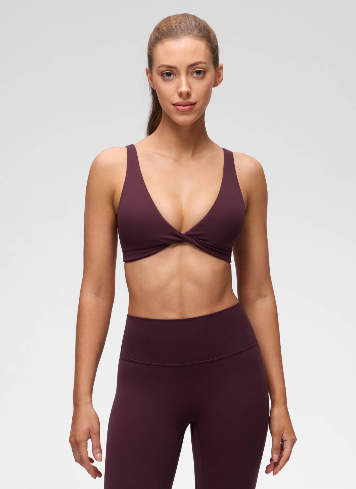 CRZ YOGA Damen Butterluxe Twist Vorne V-Ausschnitt Sport-BH U-Rücken Reife Pflaume